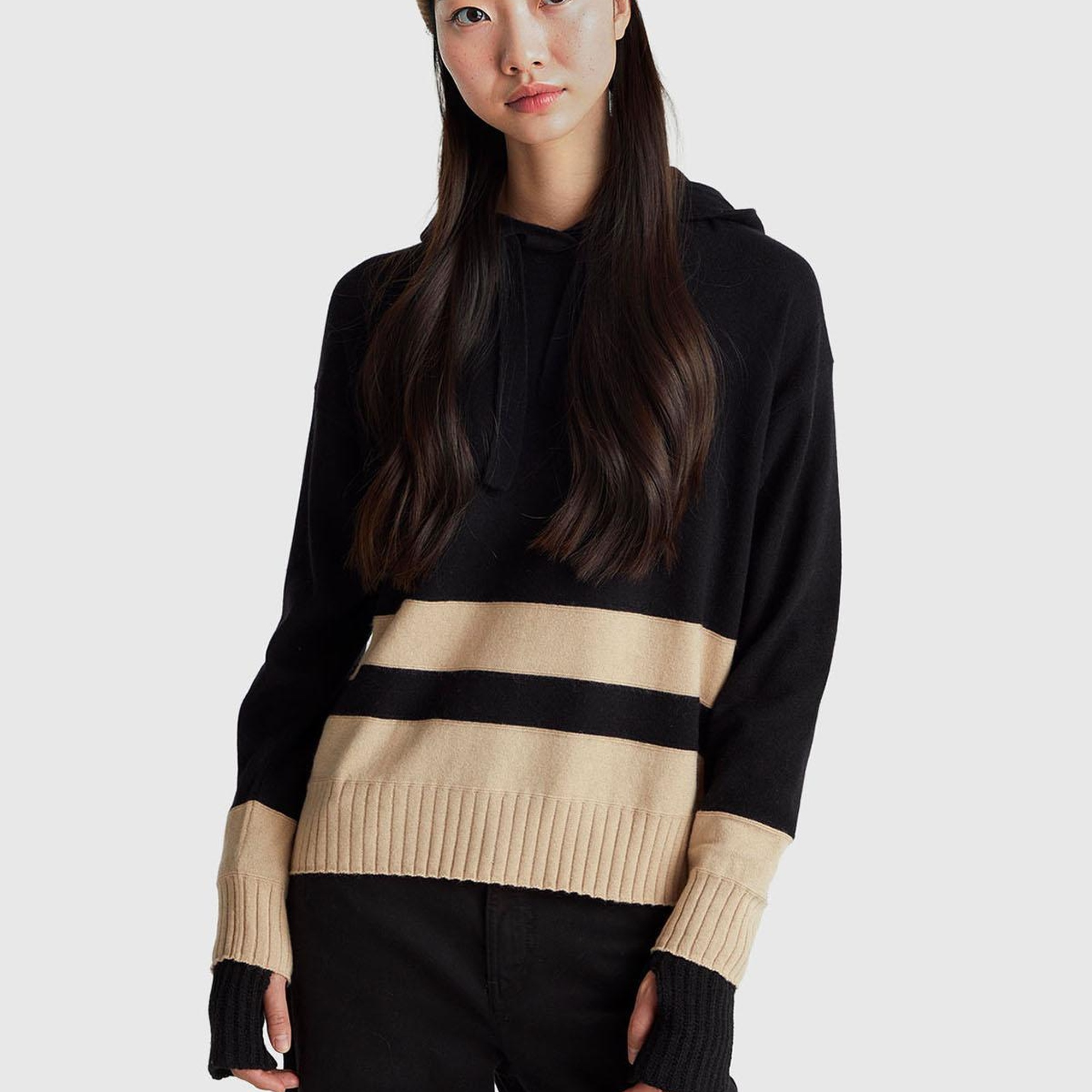 Kadın Sİyah Yün ve Kaşmir Karışımlı Kapüşonlu Kazak