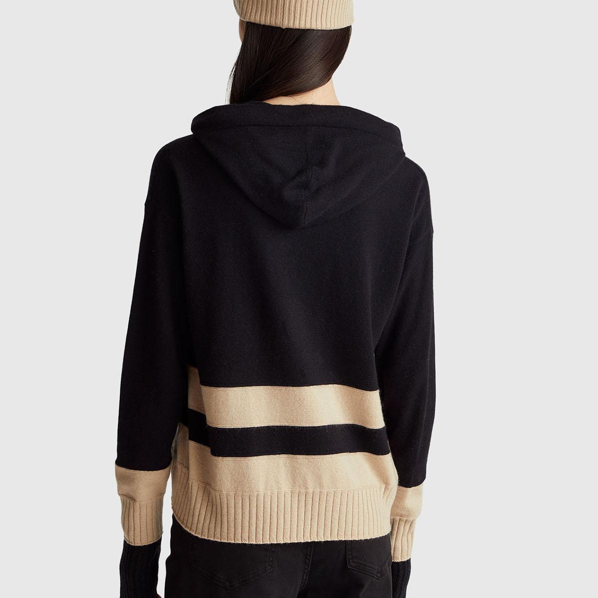 Kadın Sİyah Yün ve Kaşmir Karışımlı Kapüşonlu Kazak