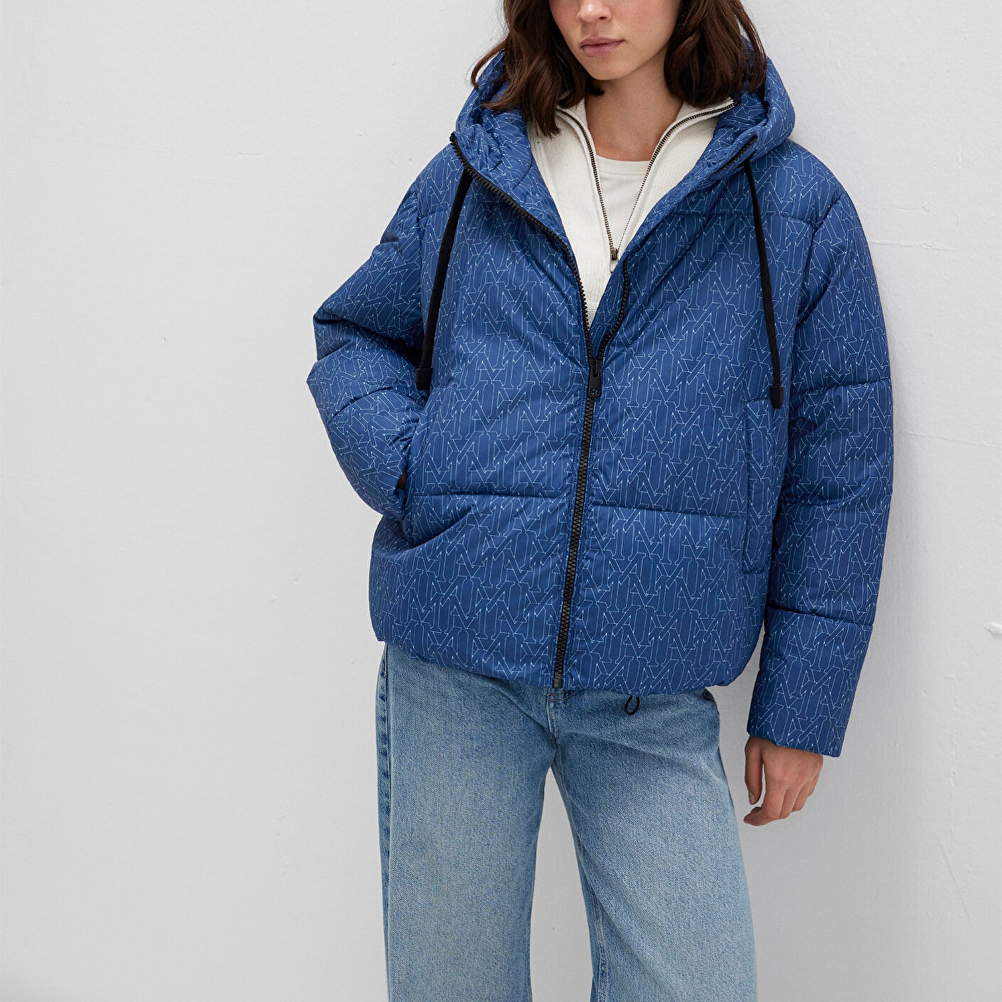 Mavi Baskılı Lacivert Şişme Mont 1110706-90368