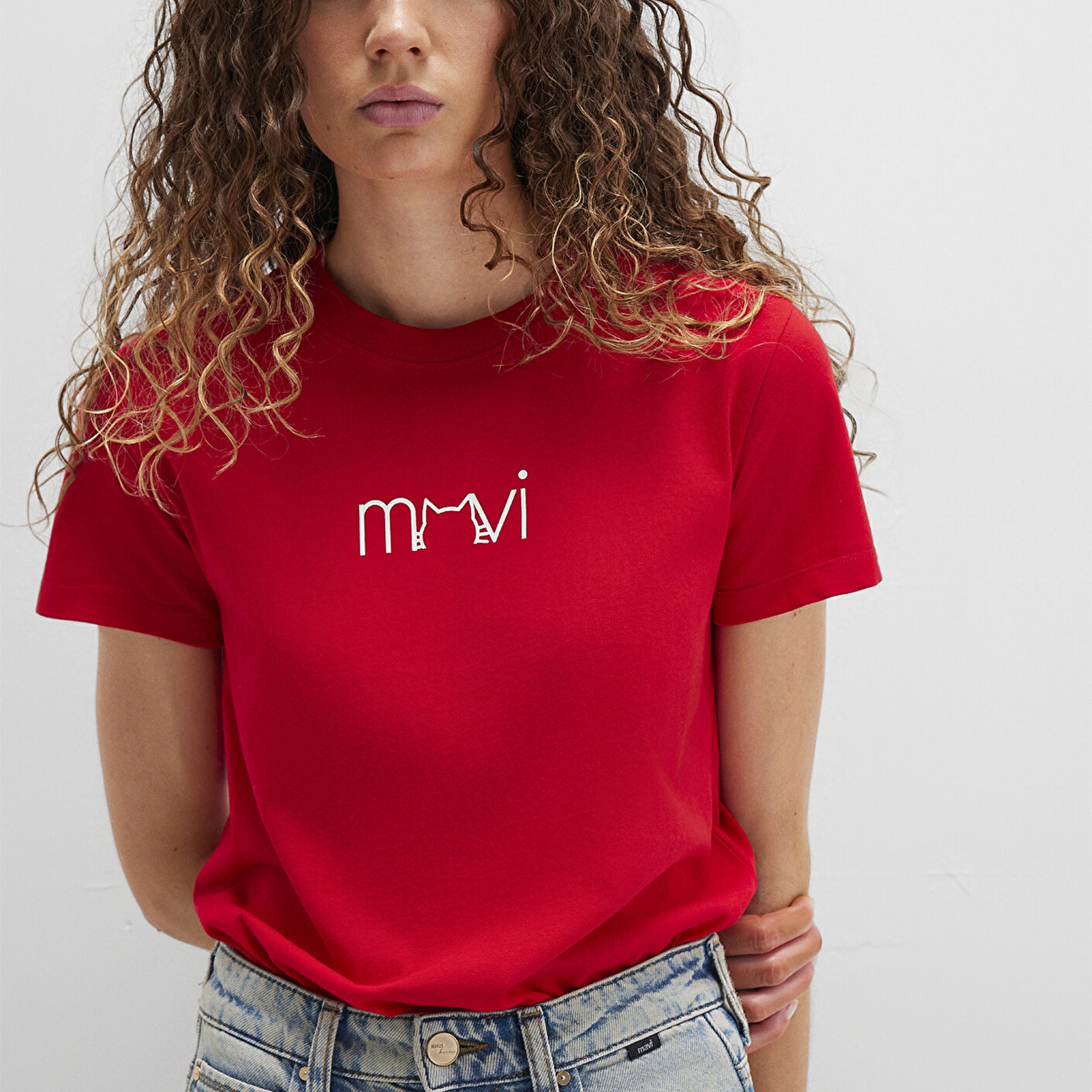 Mavi Mavi Baskılı Kırmızı Tişört Semi Slim Fit / Yarı Dar Kesim 1613387-82054