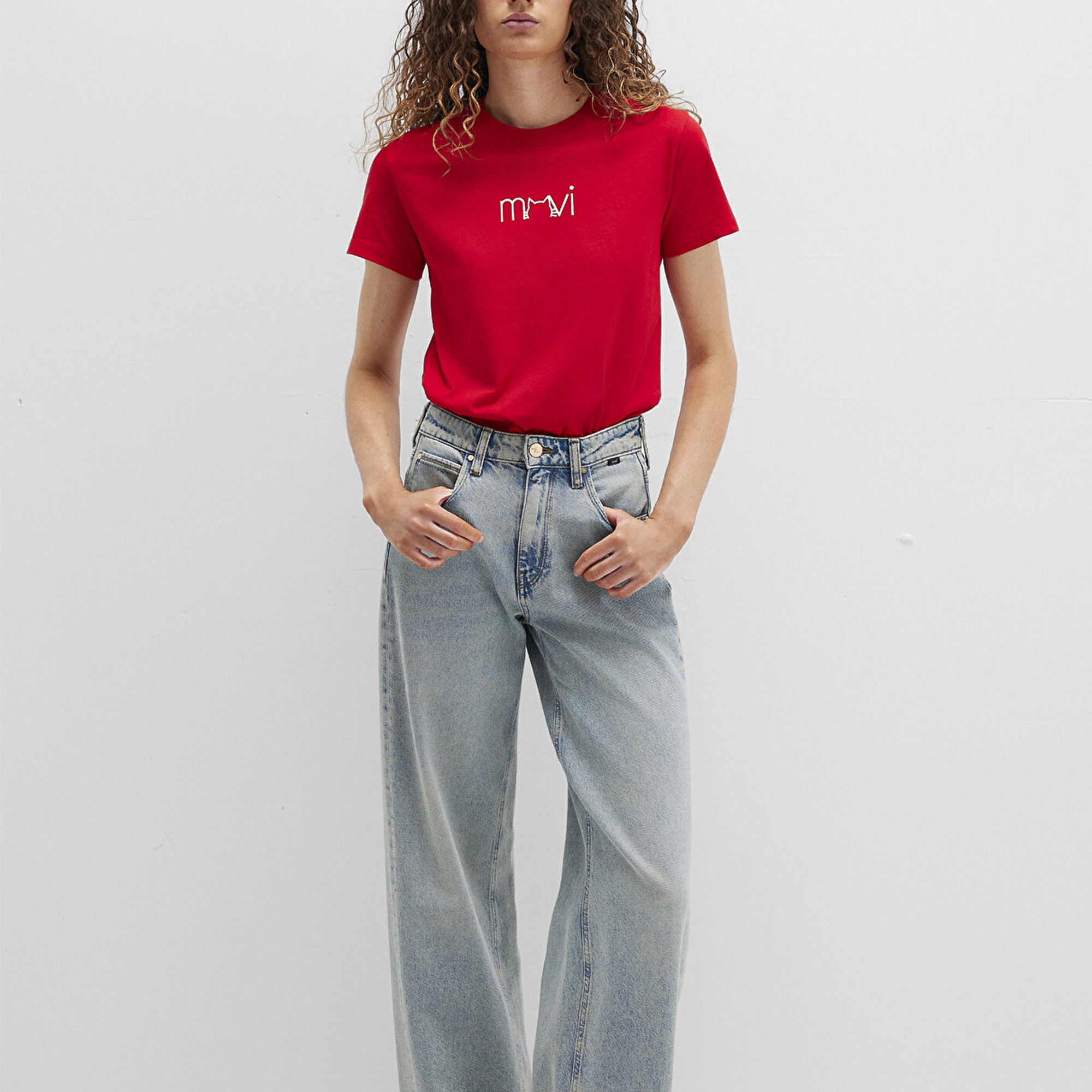 Mavi Mavi Baskılı Kırmızı Tişört Semi Slim Fit / Yarı Dar Kesim 1613387-82054