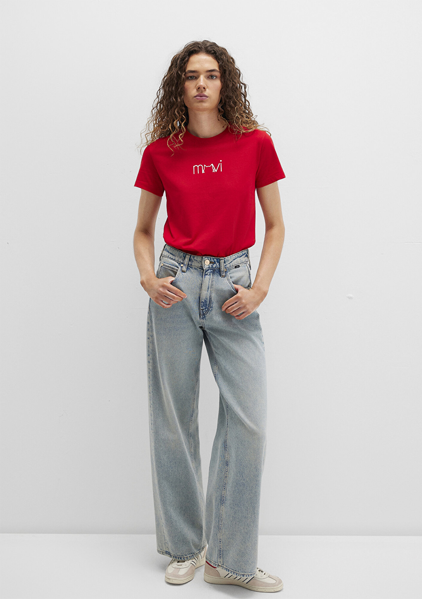  Mavi Mavi Baskılı Kırmızı Tişört Semi Slim Fit / Yarı Dar Kesim 1613387-82054