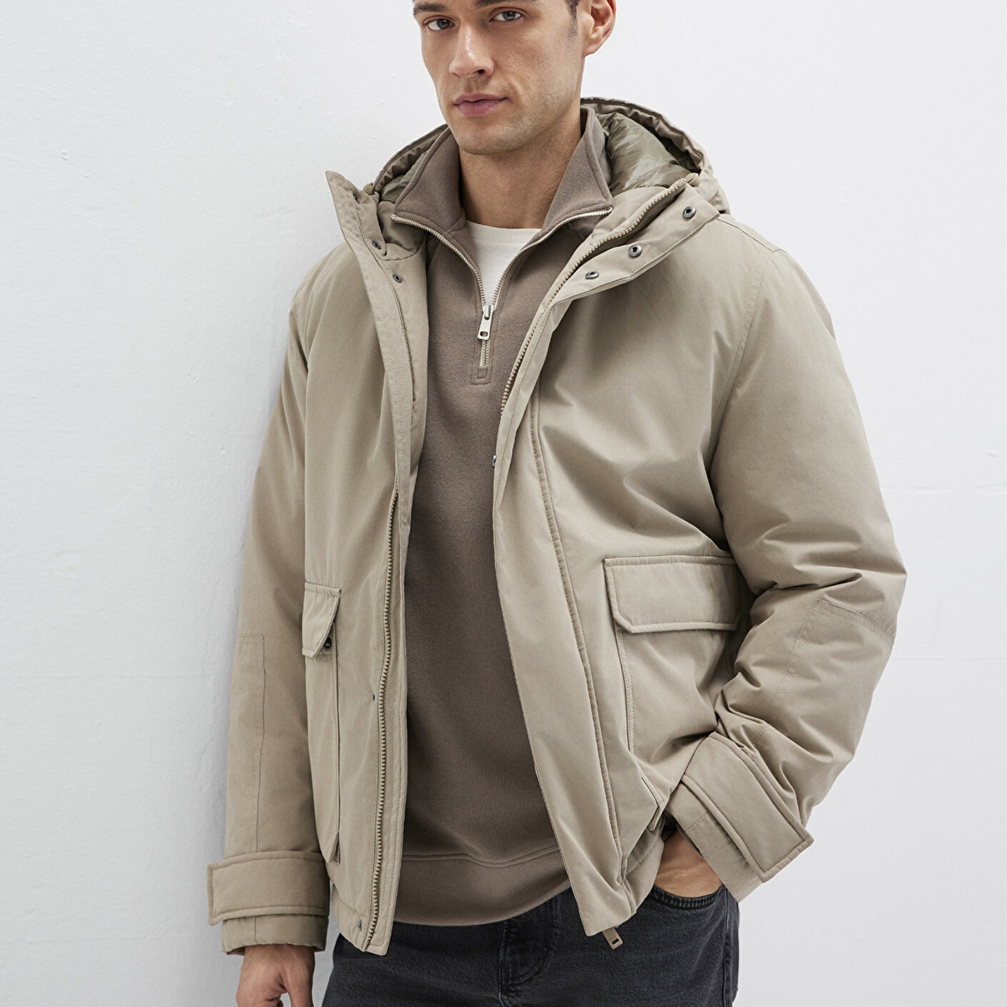 Mavi Cep Detaylı Kapüşonlu Bej Mont Loose Fit / Bol Rahat Kesim 0110657-70355