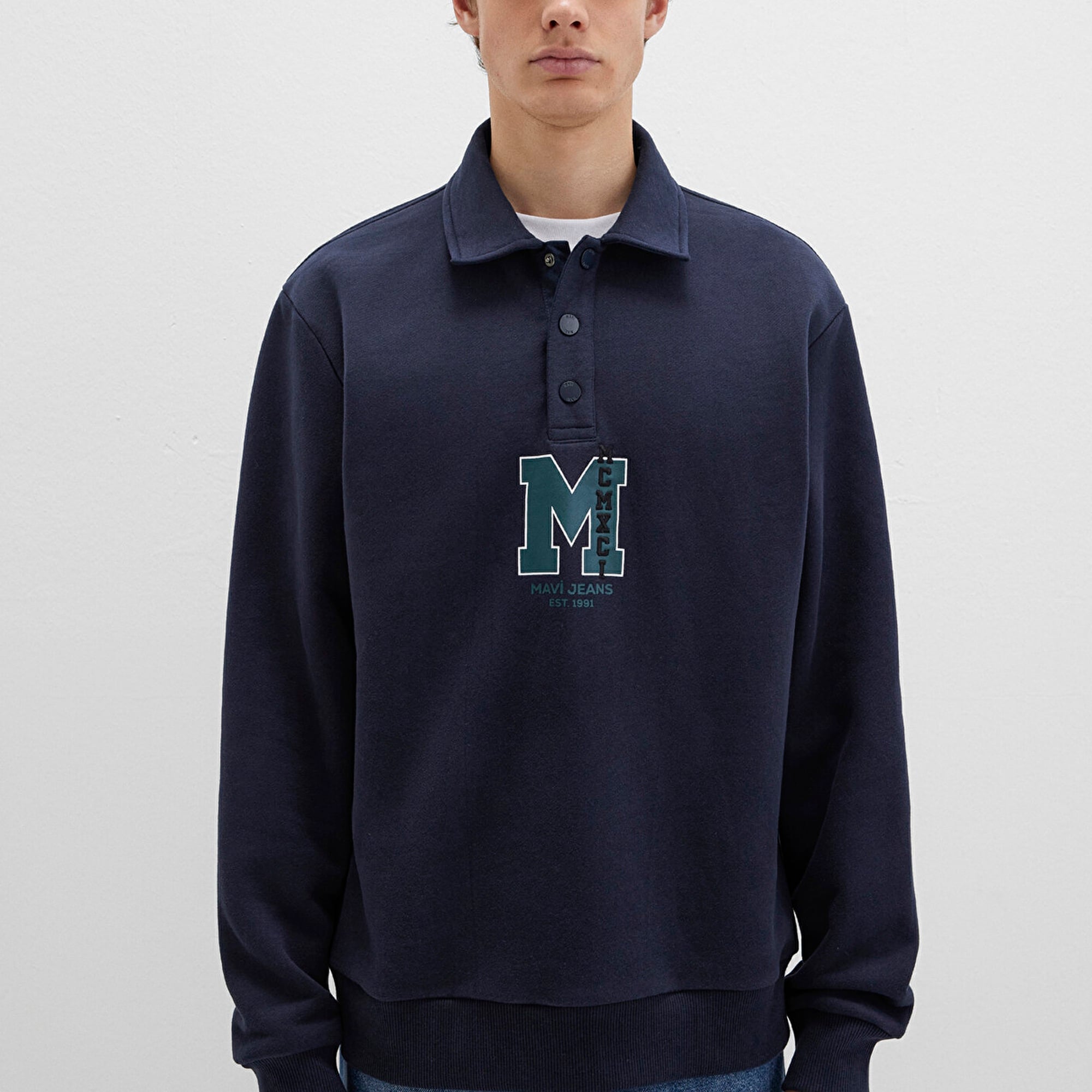 Mavi M Logo Baskılı Lacivert Sweatshirt 0S10494-70490