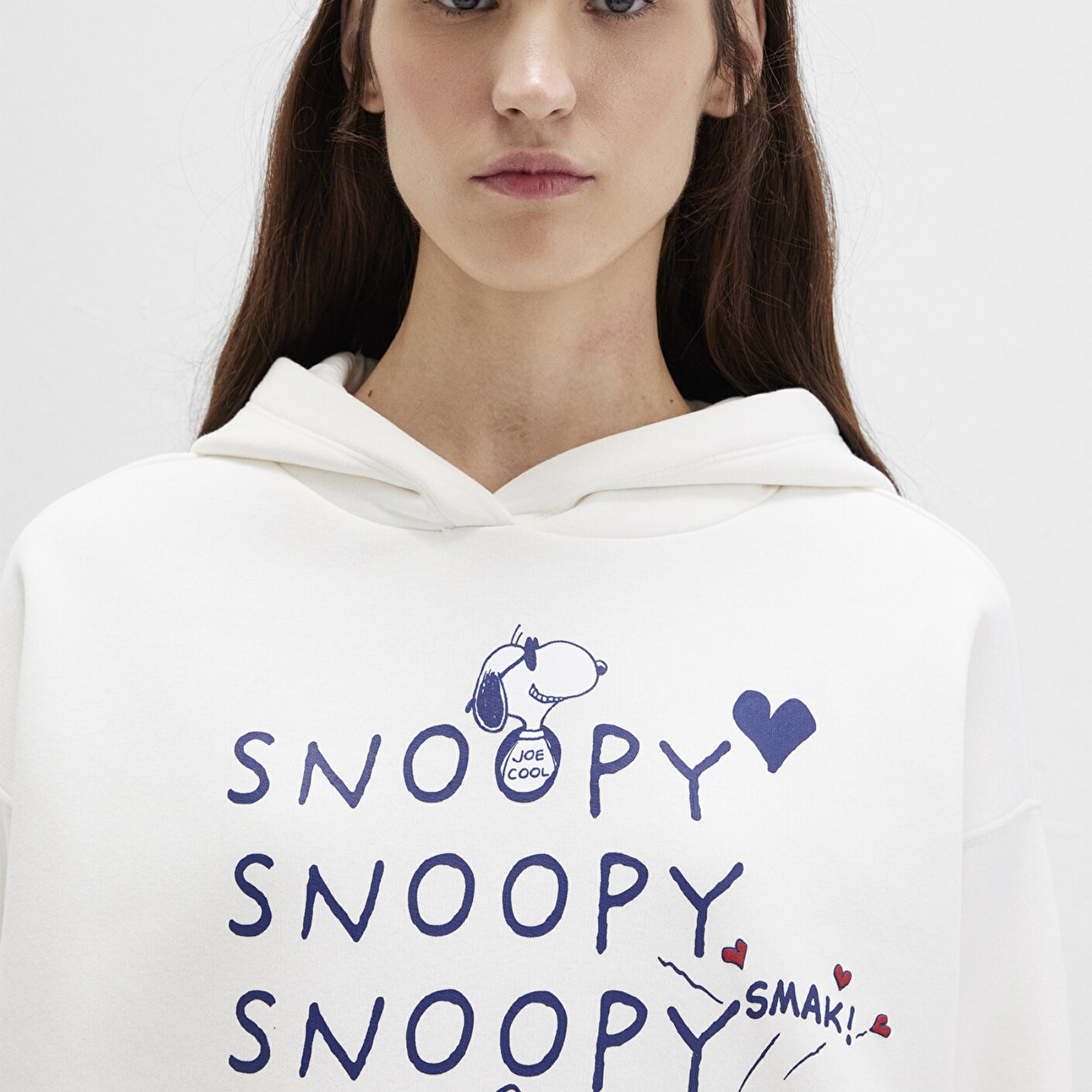 Mavi Snoopy Baskılı Ekru Sweatshirt 1S10470-80194