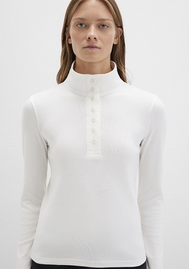  Mavi Düğme Detaylı Dik Yaka Ekru Tişört Fitted / Vücuda Oturan Kesim 1613614-70057