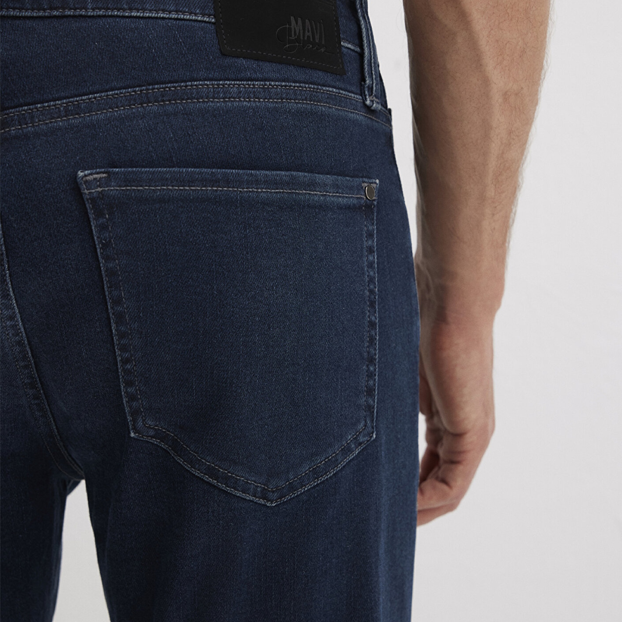 Mavi Hunter Lux Black Puslu Koyu Mavi Jean Pantolon 0020290825