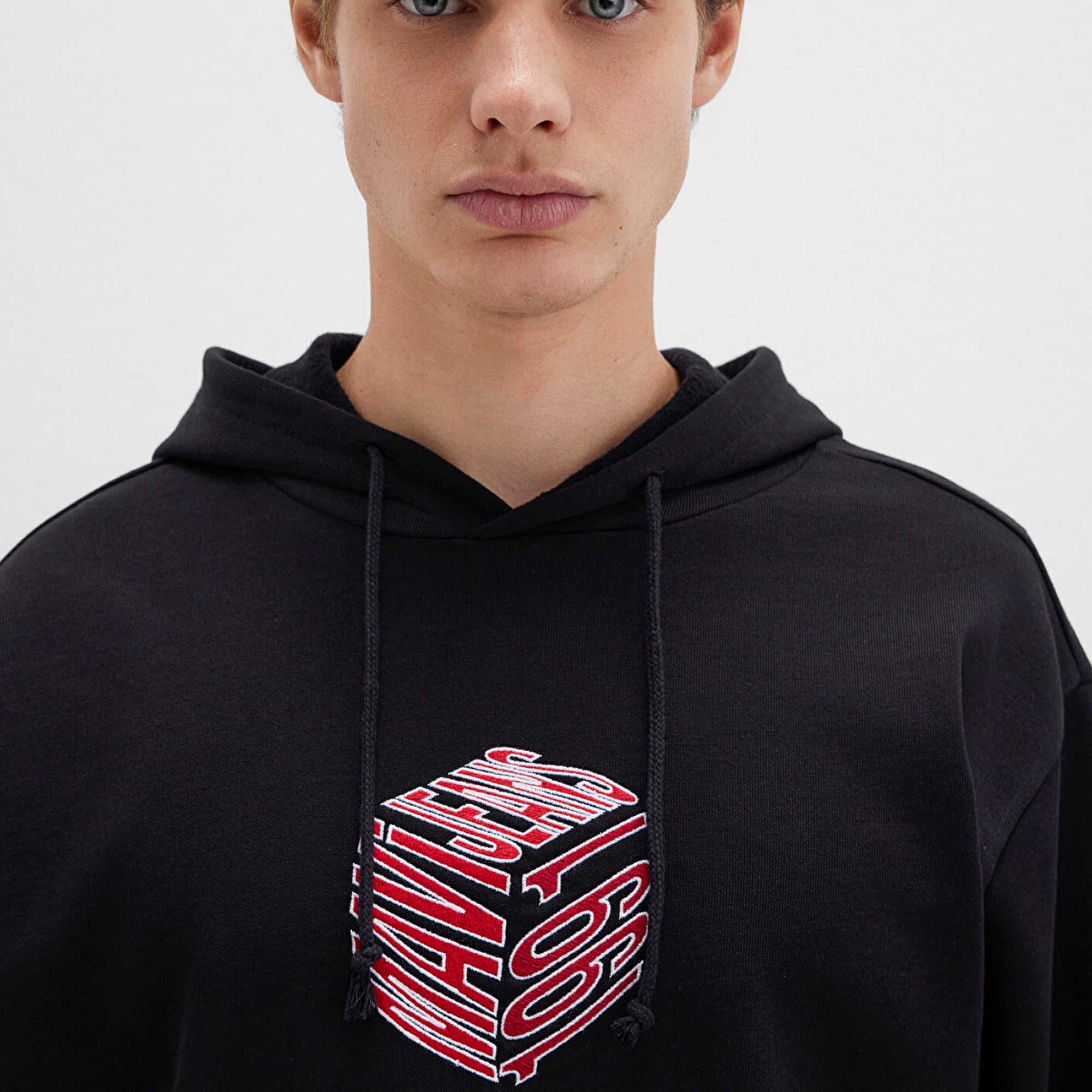 Mavi Mavi Baskılı Kapüşonlu Siyah Sweatshirt 0S10397-900