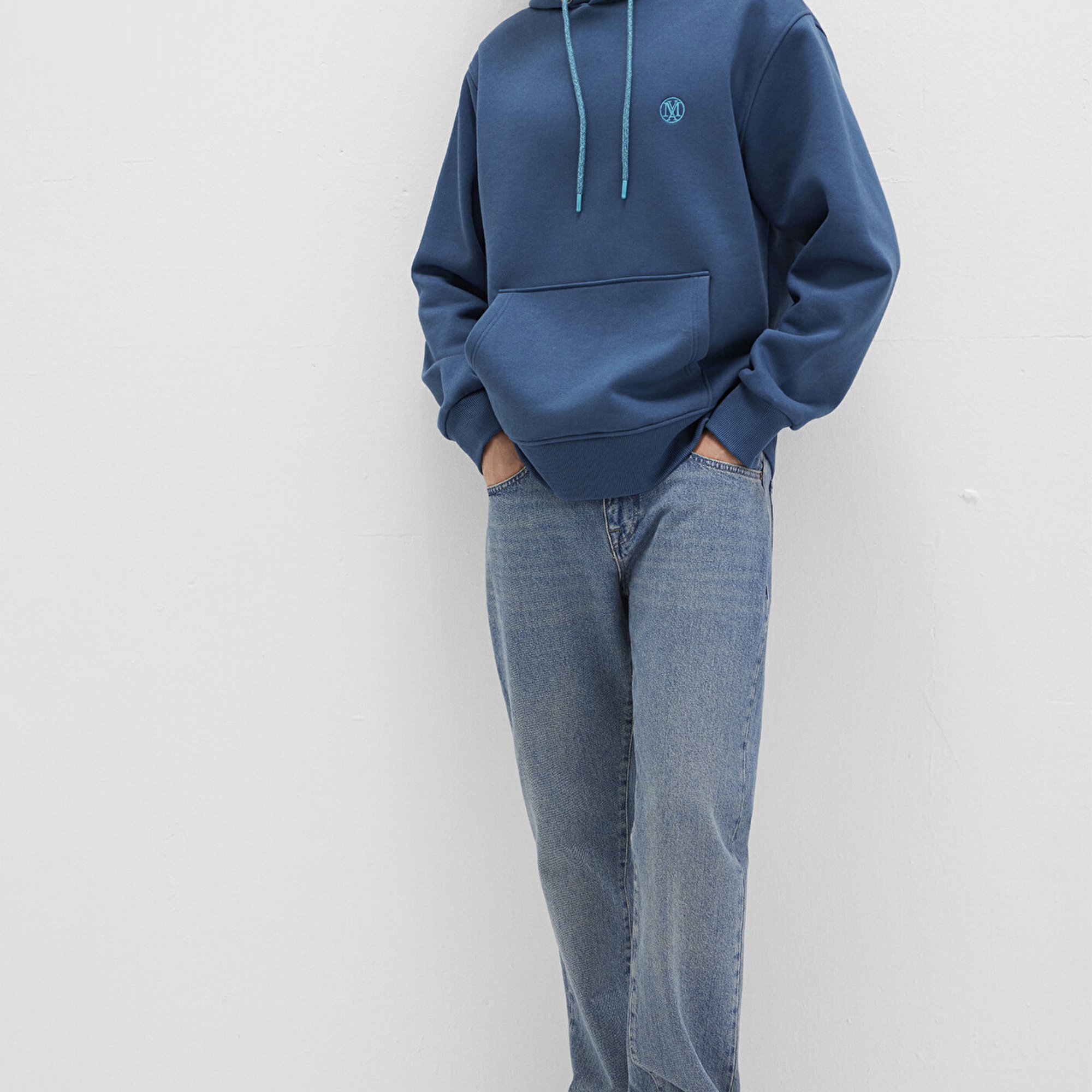 Mavi Mavi Logo Nakışlı Kapüşonlu Lacivert Sweatshirt 065809-90609