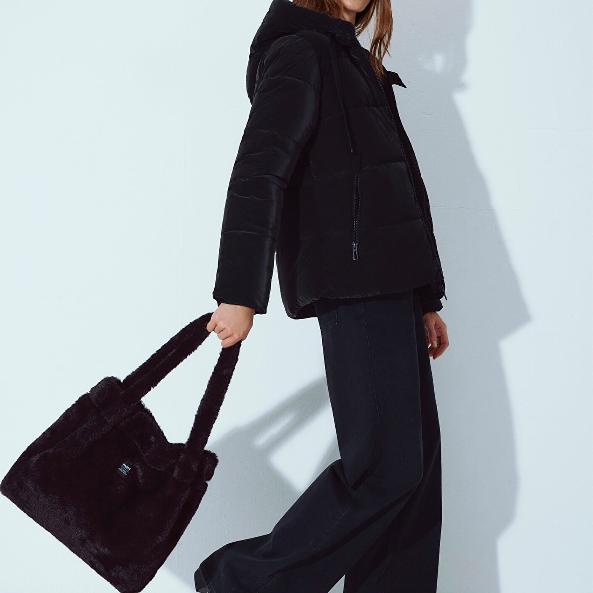 Mavi Siyah Omuz Çantası 197617-900