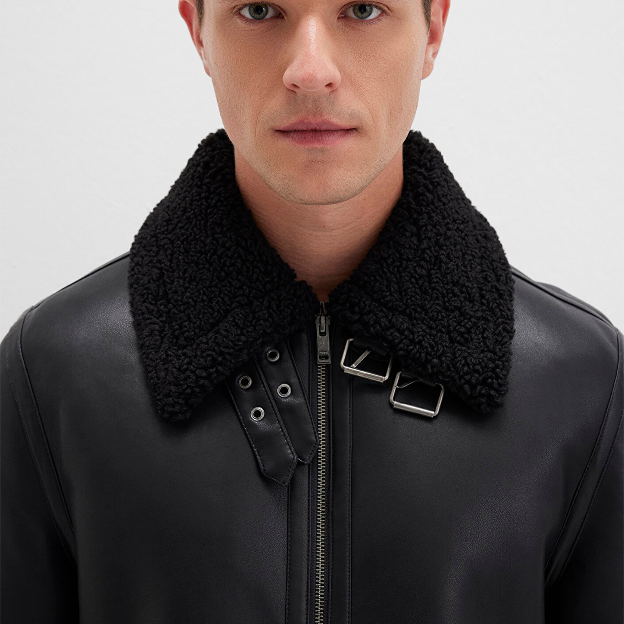 Mavi Siyah Siyah Suni Deri Ceket Regular Fit / Normal Kesim 0110670-71379