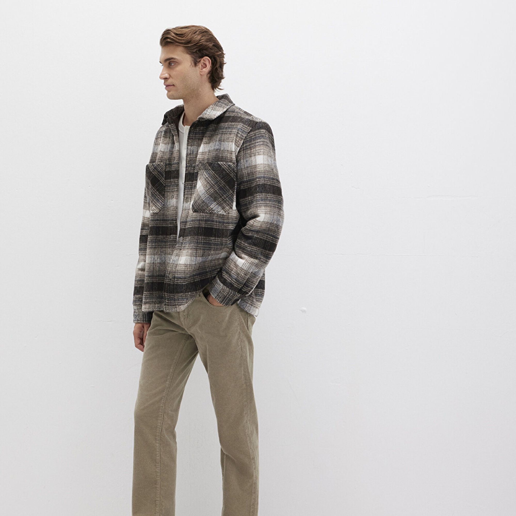 Mavi Martin Koyu Bej Kadife Pantolon 0037888246