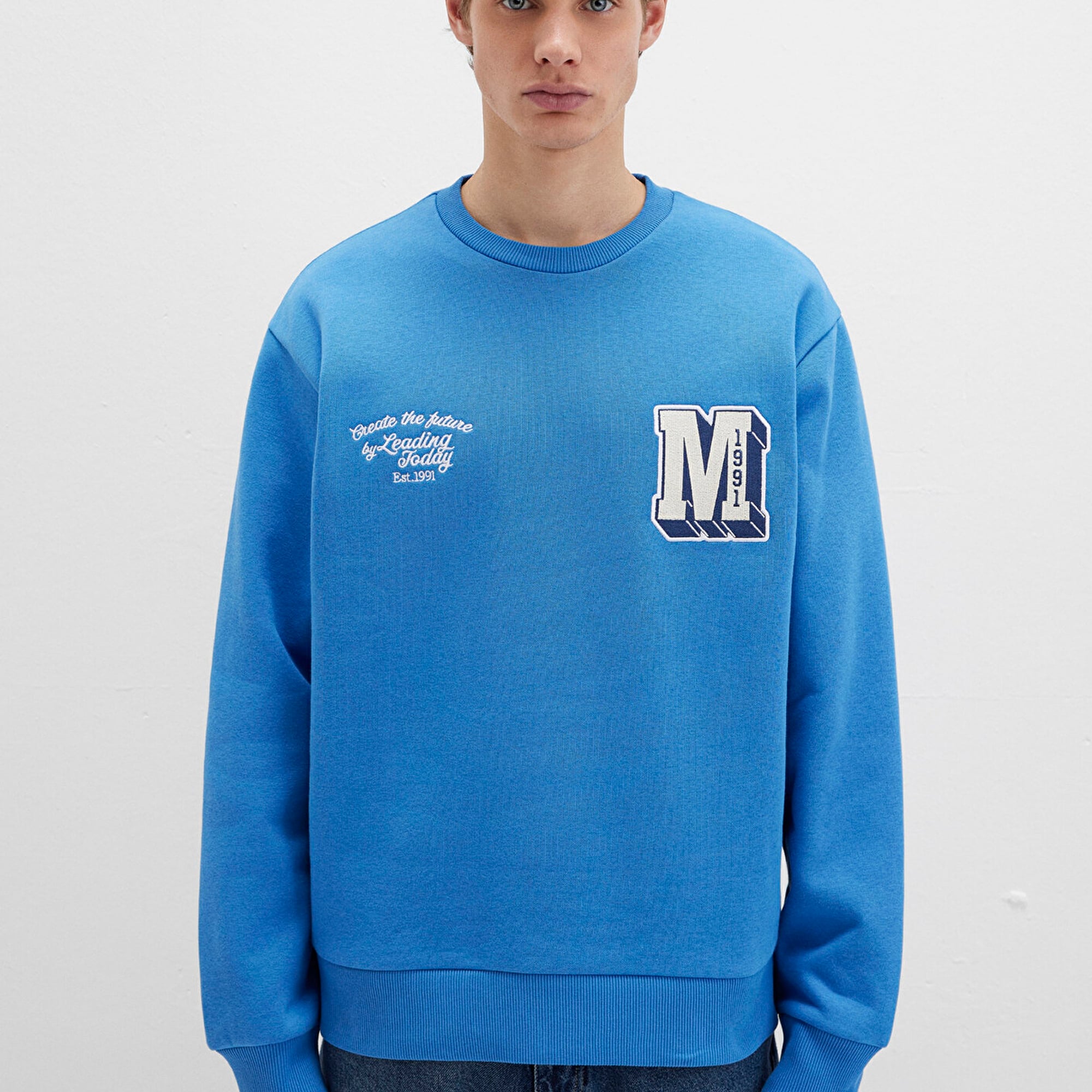 Mavi M Logo Nakış Detaylı Mavi Sweatshirt 0S10492-81330
