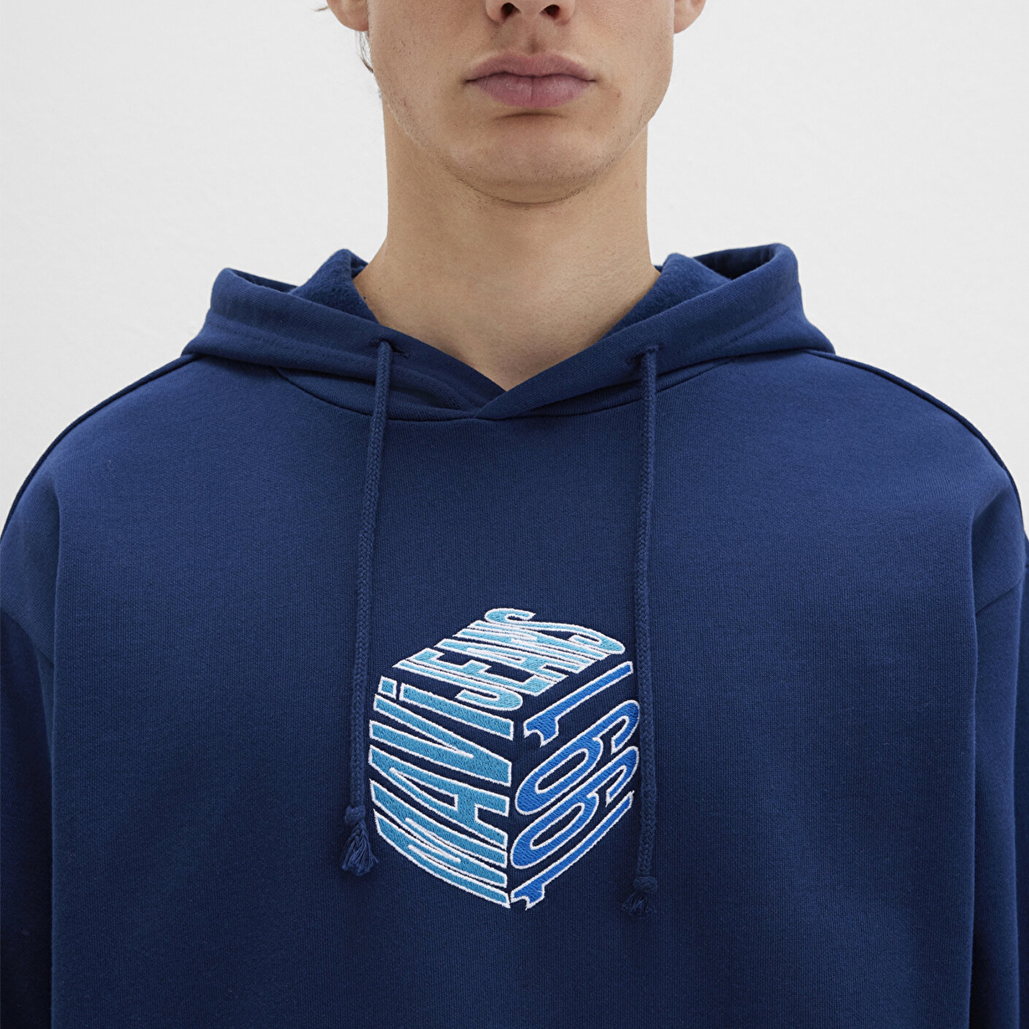 Mavi Mavi Baskılı Kapüşonlu Lacivert Sweatshirt 0S10397-89353