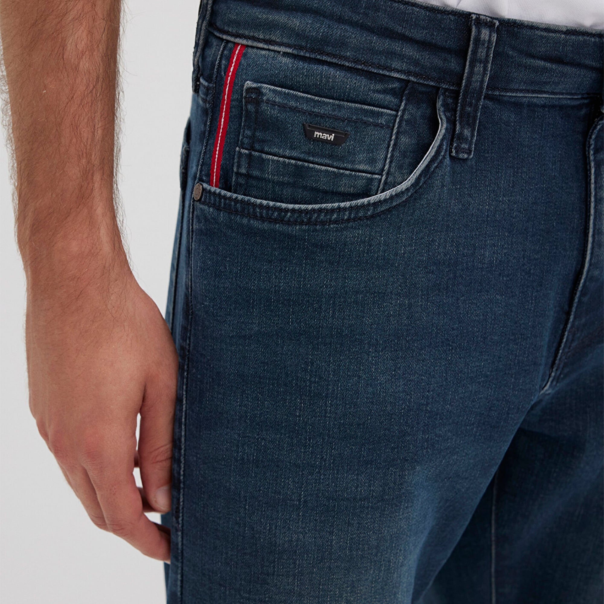 Mavi Jake Pro Move Koyu Mavi Gölgeli Jean Pantolon 0042290832