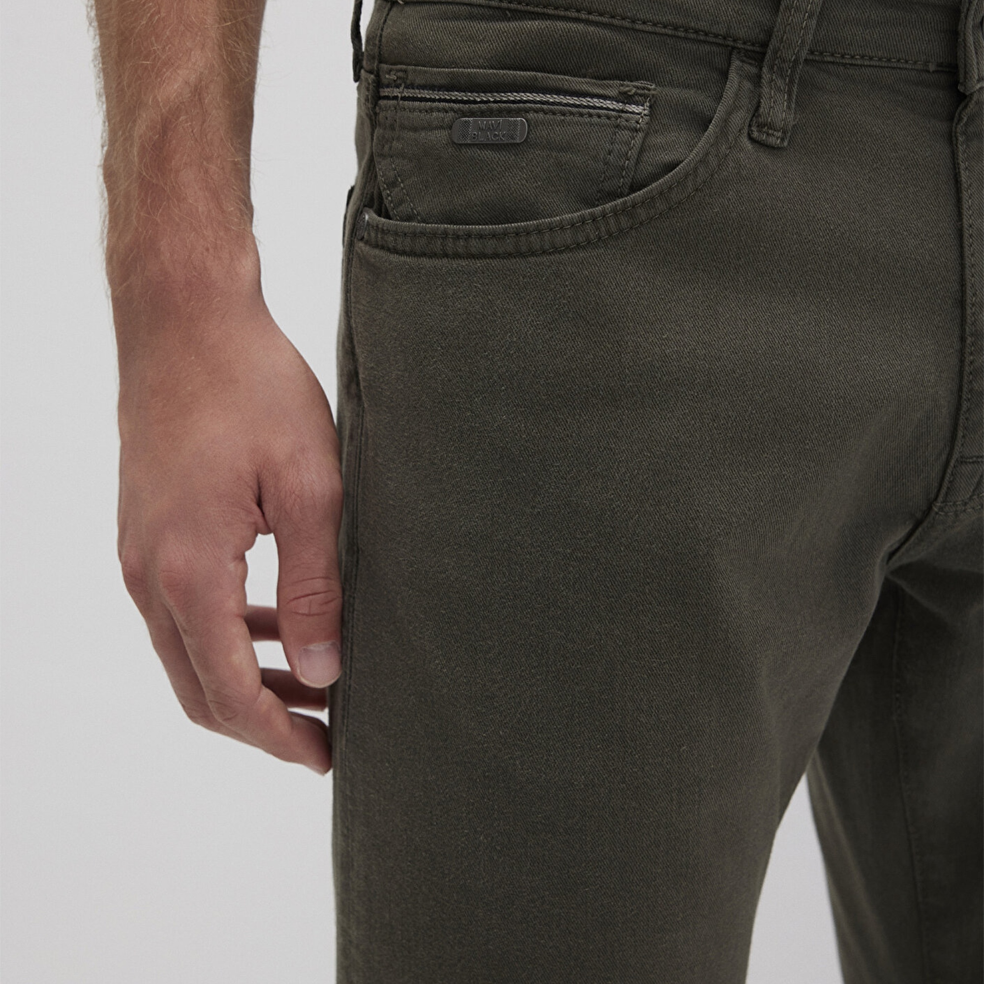 Mavi Jake Mavi Black Koyu Yeşil Gabardin Pantolon 0042290685