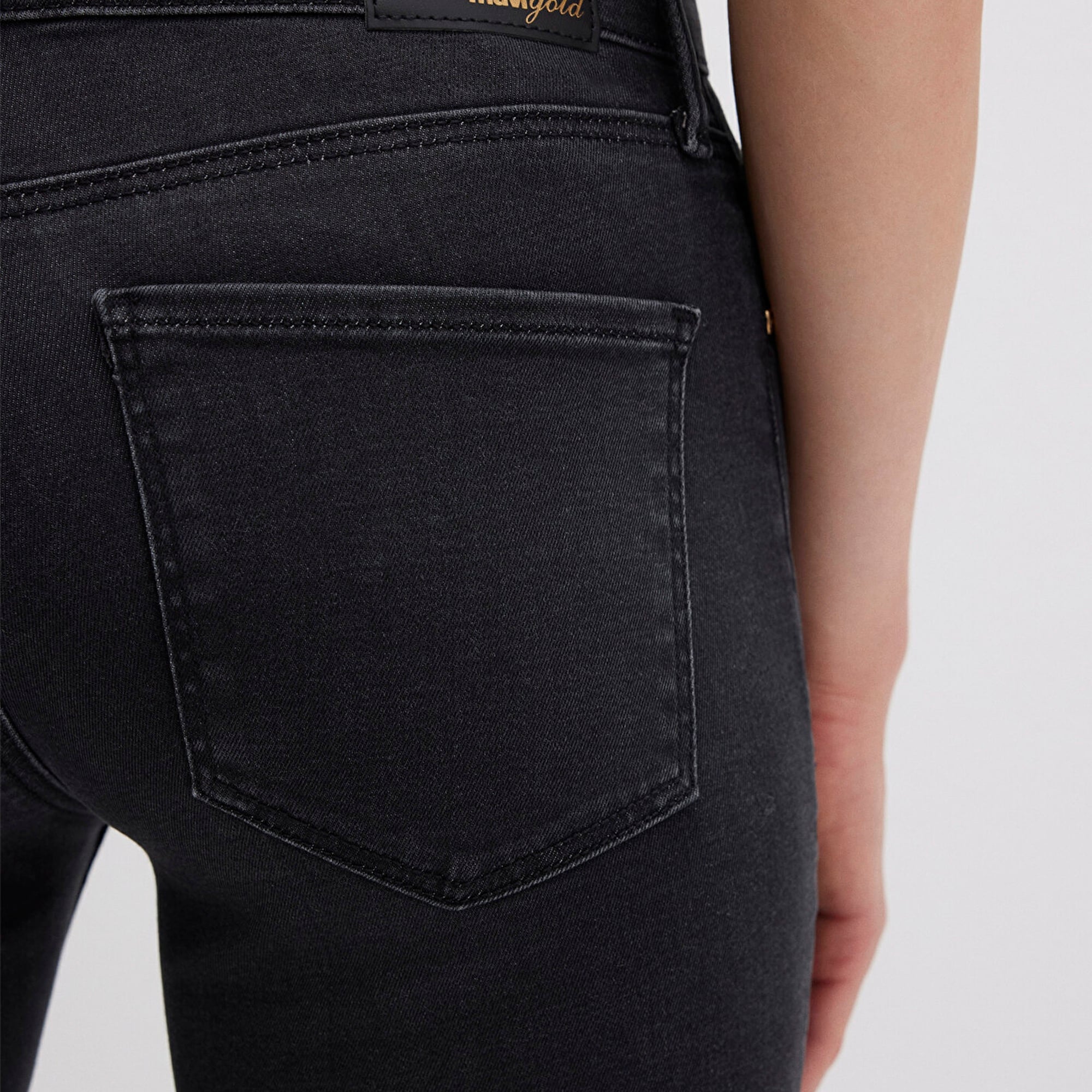 Mavi Mona Gold Premium Koyu Gri Smoke Jean Pantolon 1049790521