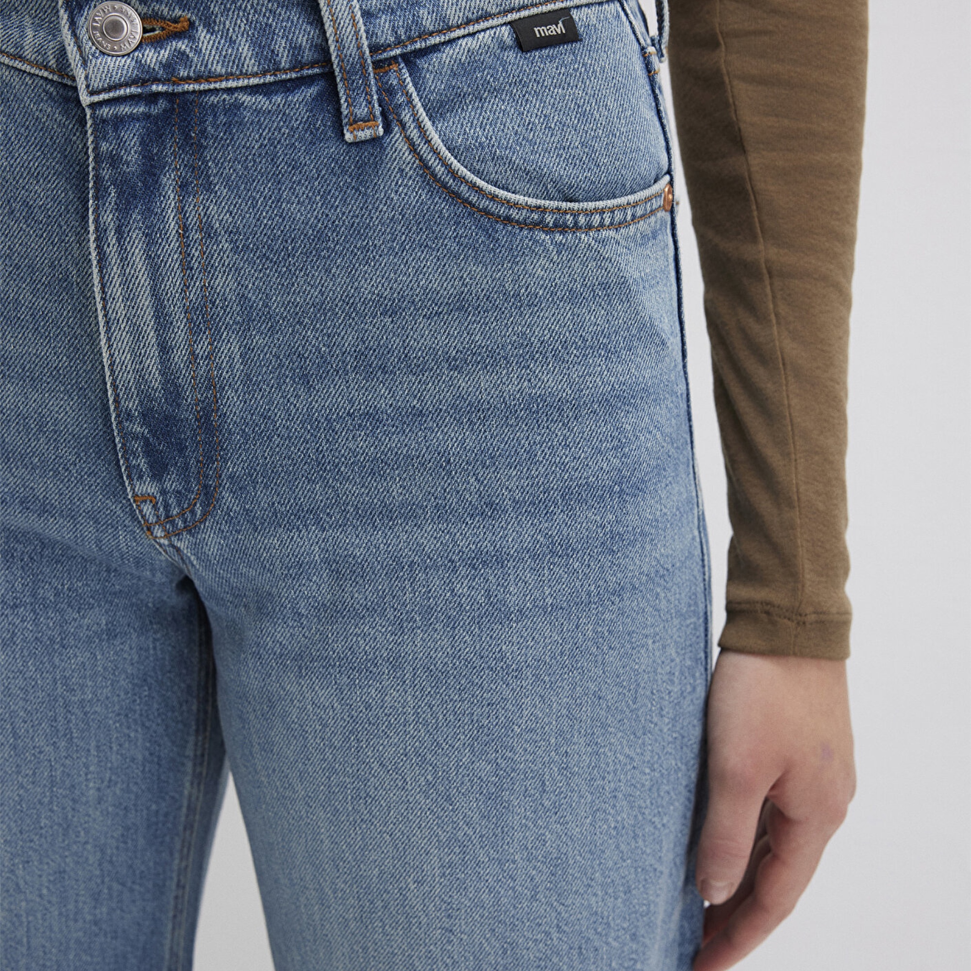 Mavi Breezy Mavi Jeans Extra Puslu Açık Mavi Jean Pantolon 1012651-91234