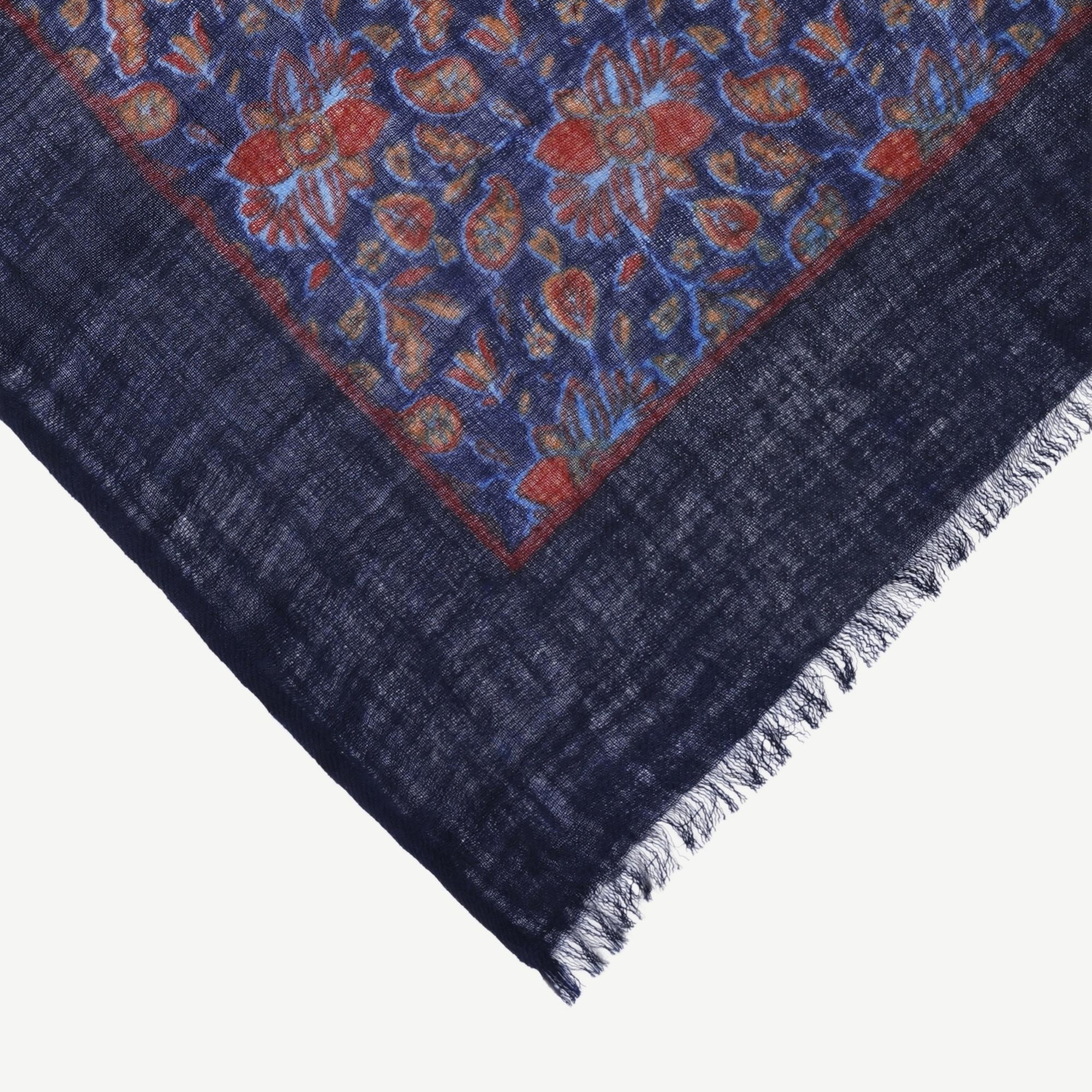 YARGICI Çiçek Desenli Yün Şal