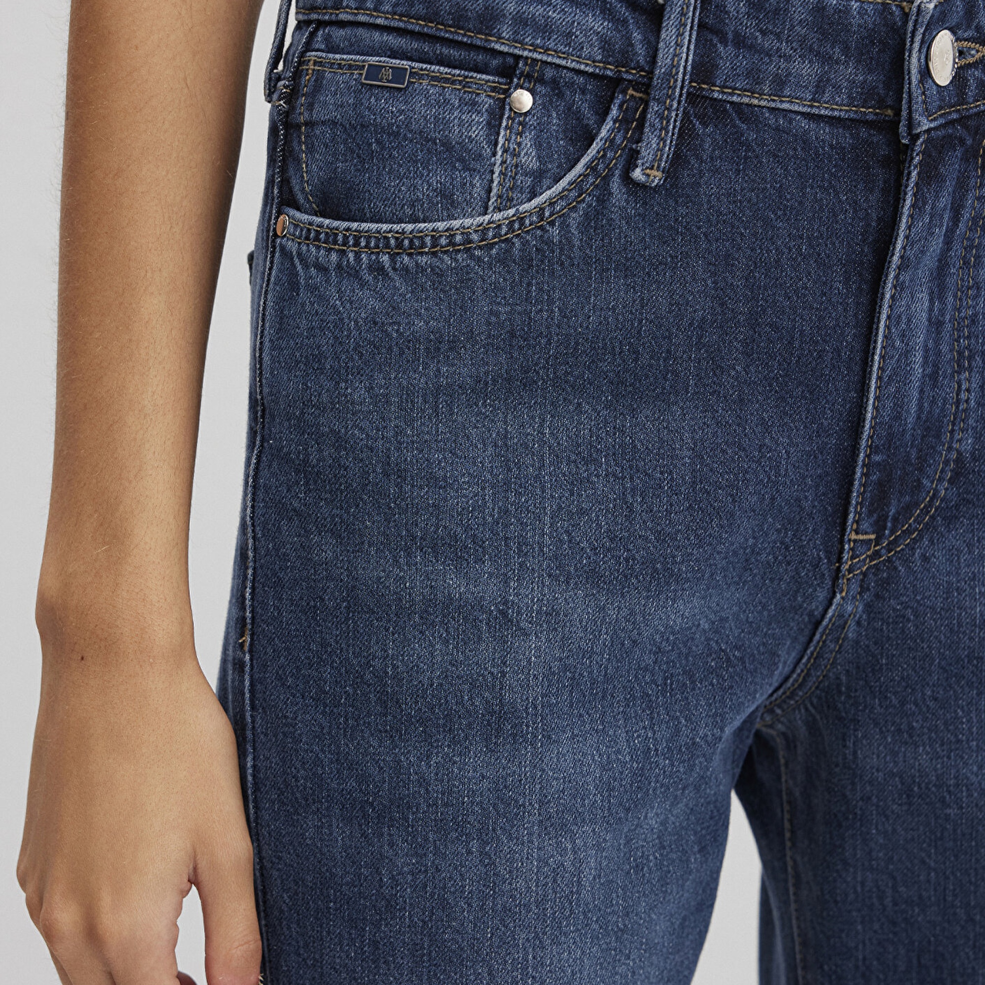 Mavi Jane Classic Denim Gölgeli Koyu Mavi Jean Pantolon 1010917-91354