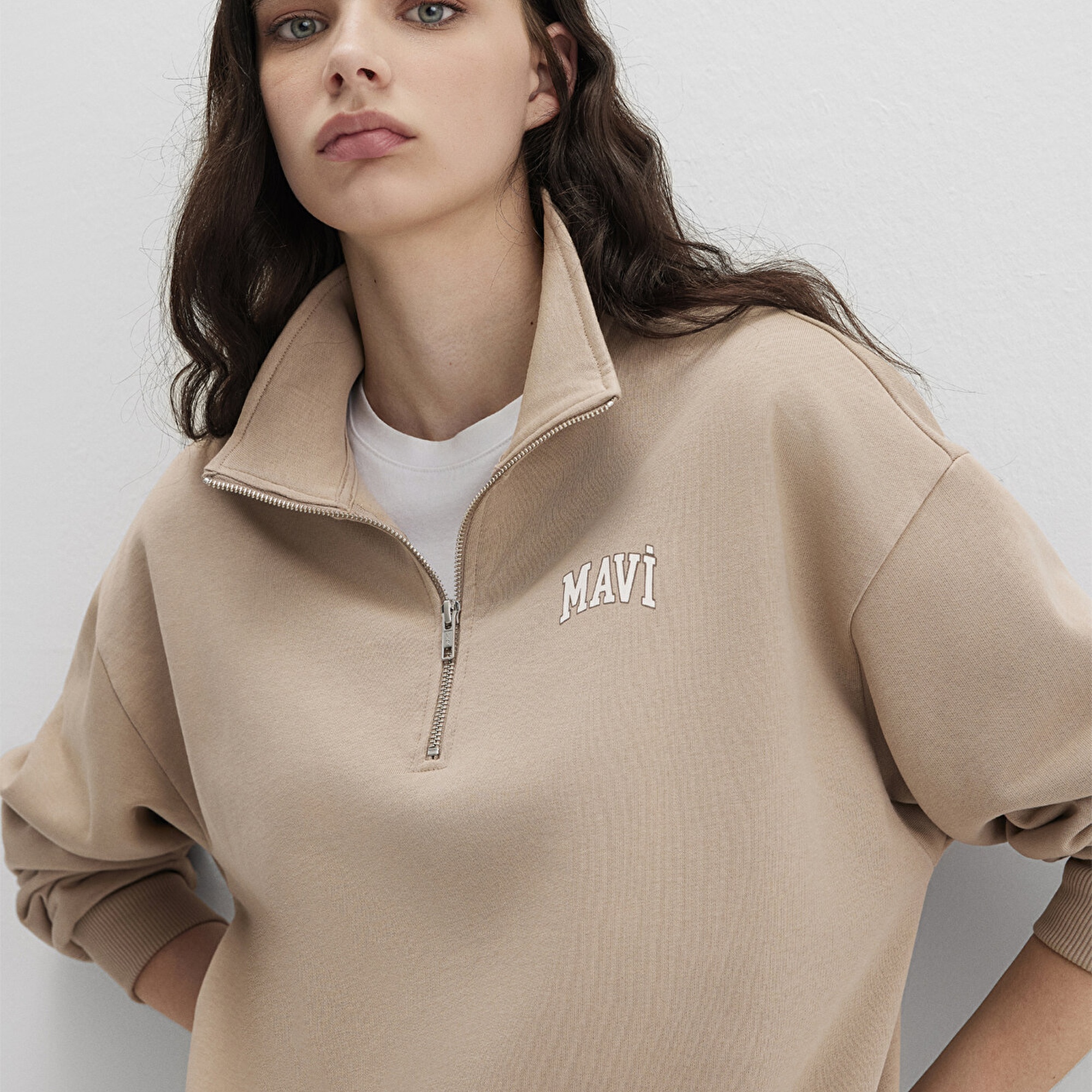 Mavi Mavi Logo Baskılı Bej Sweatshirt 1S10179-70344