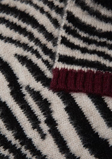  Mavi Siyah Atkı 1913601-900