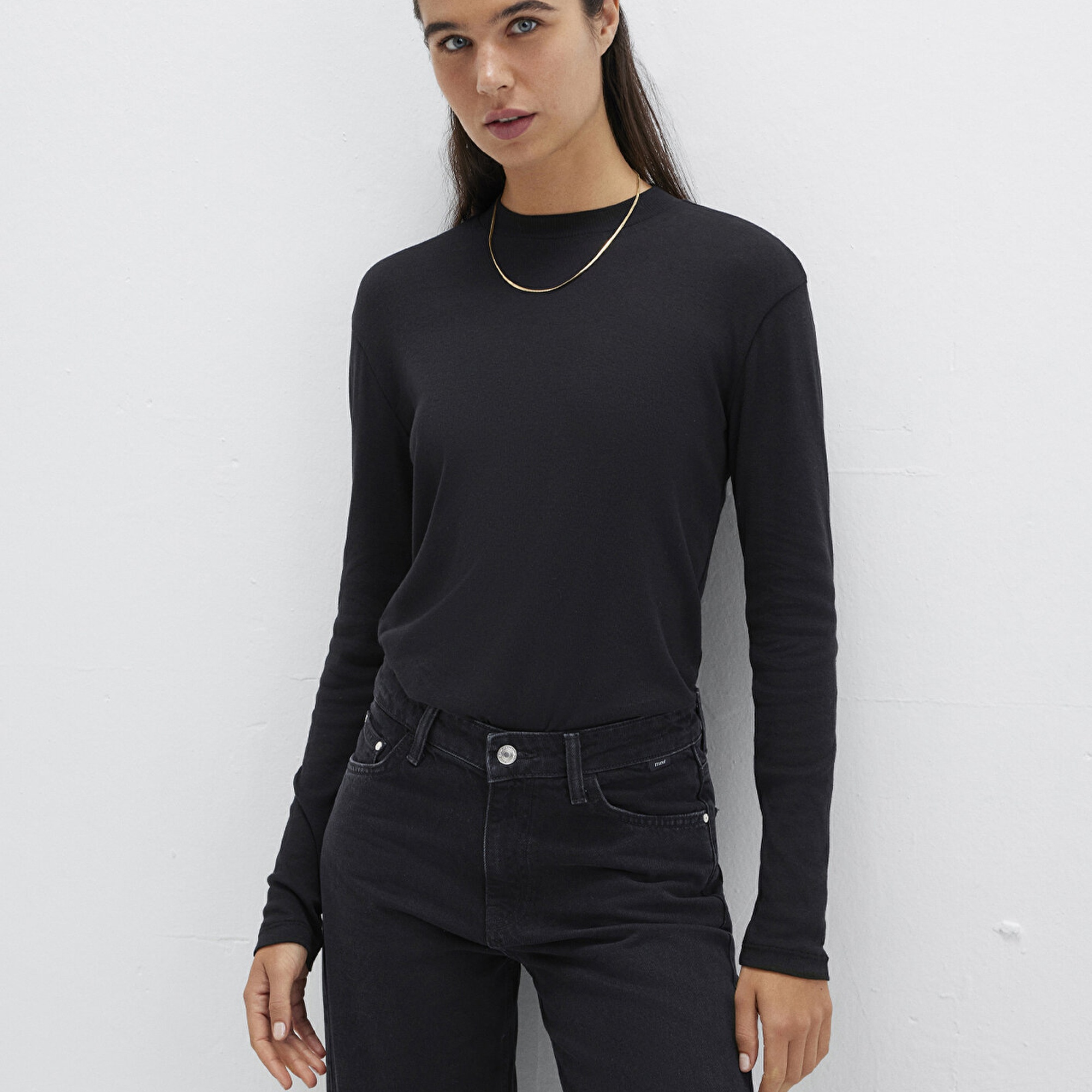 Mavi Siyah Uzun Kollu Tişört Slim Fit / Dar Kesim 1613352-900