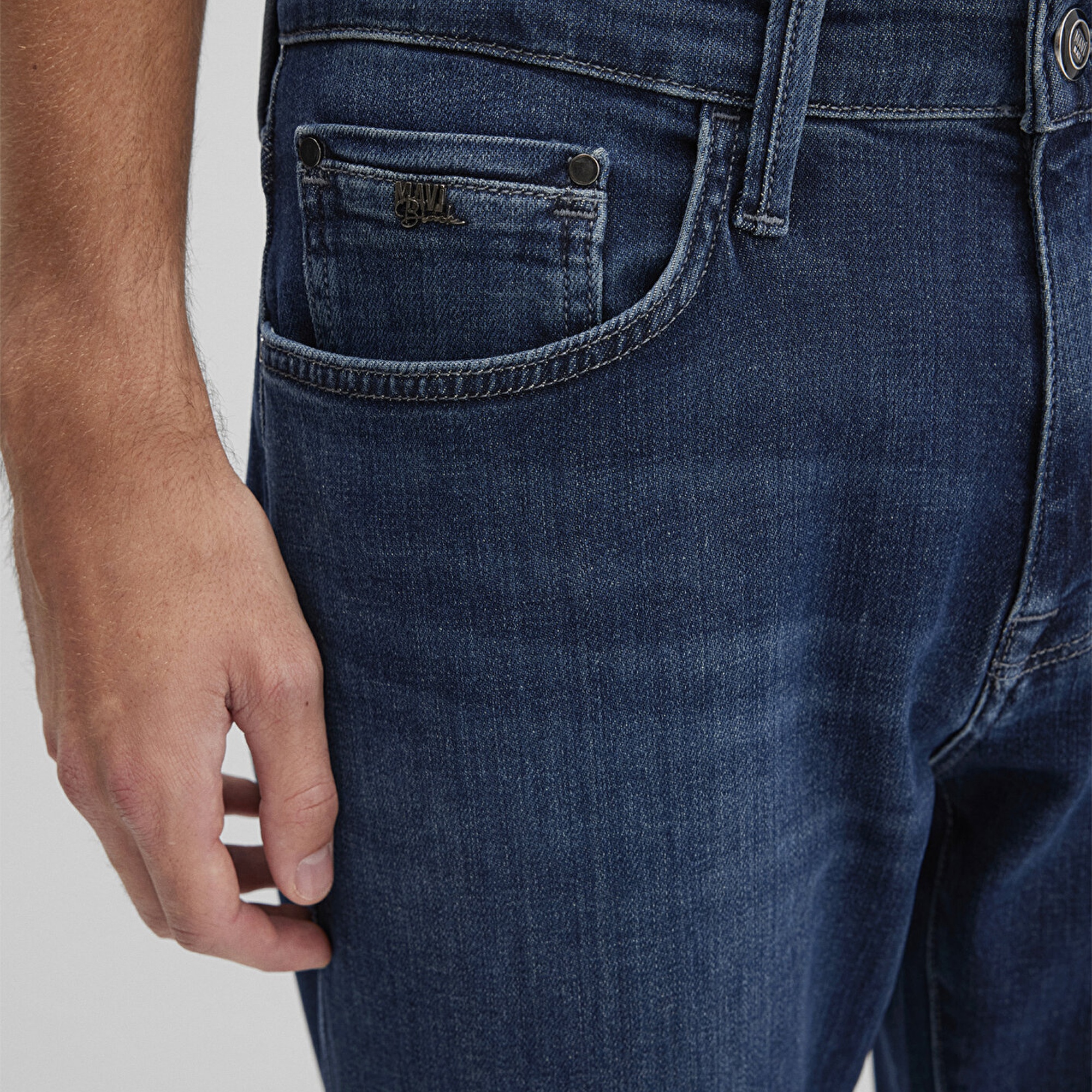 Mavi Marcus Lux Black Gölgeli Gece Mavisi Jean Pantolon 0035190824