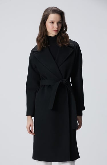  Network Kadın Siyah Geniş Yakalı Manto