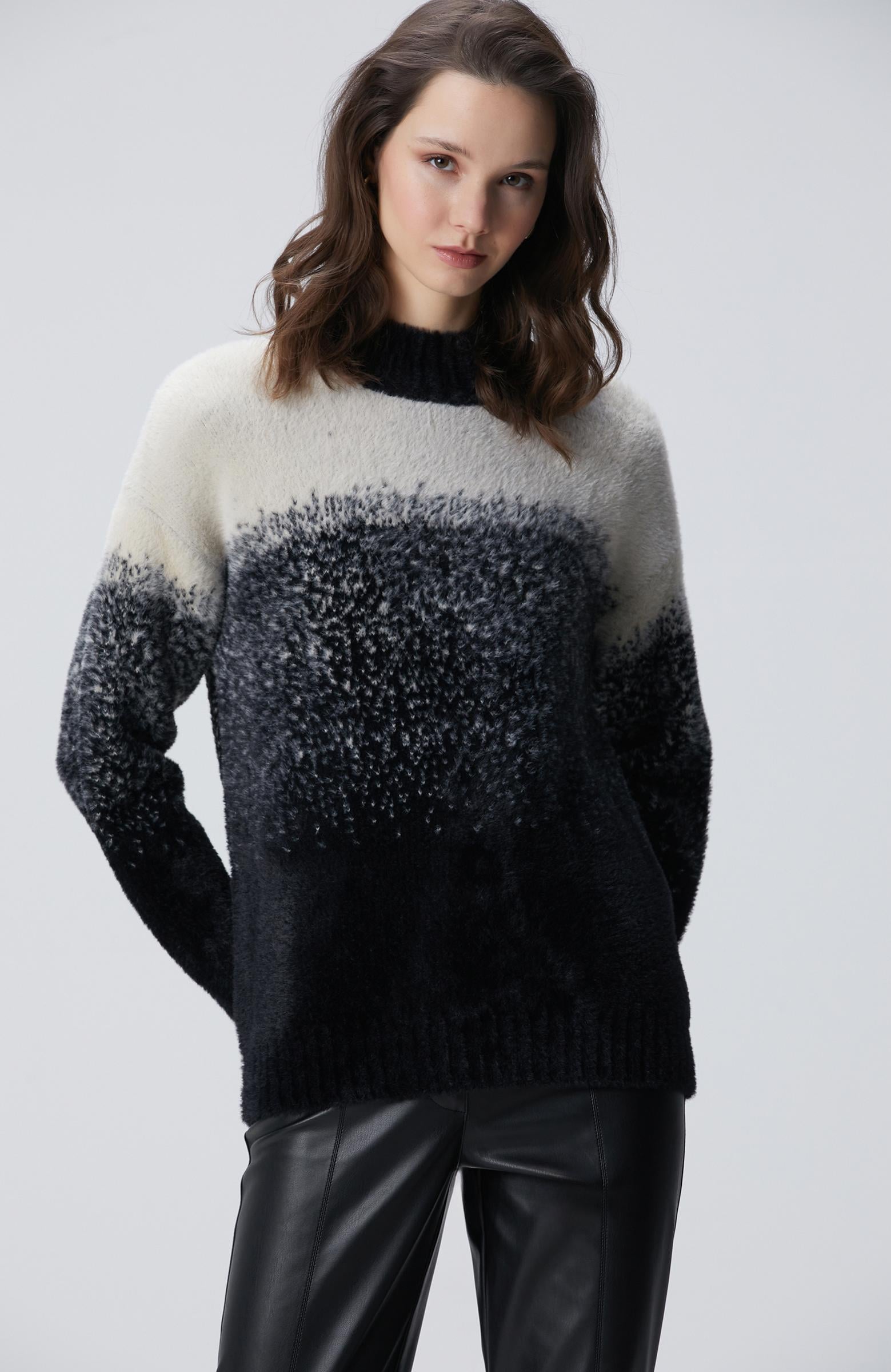  Network Kadın Siyah Yarım Balıkçı Desenli Sakal İp Kazak