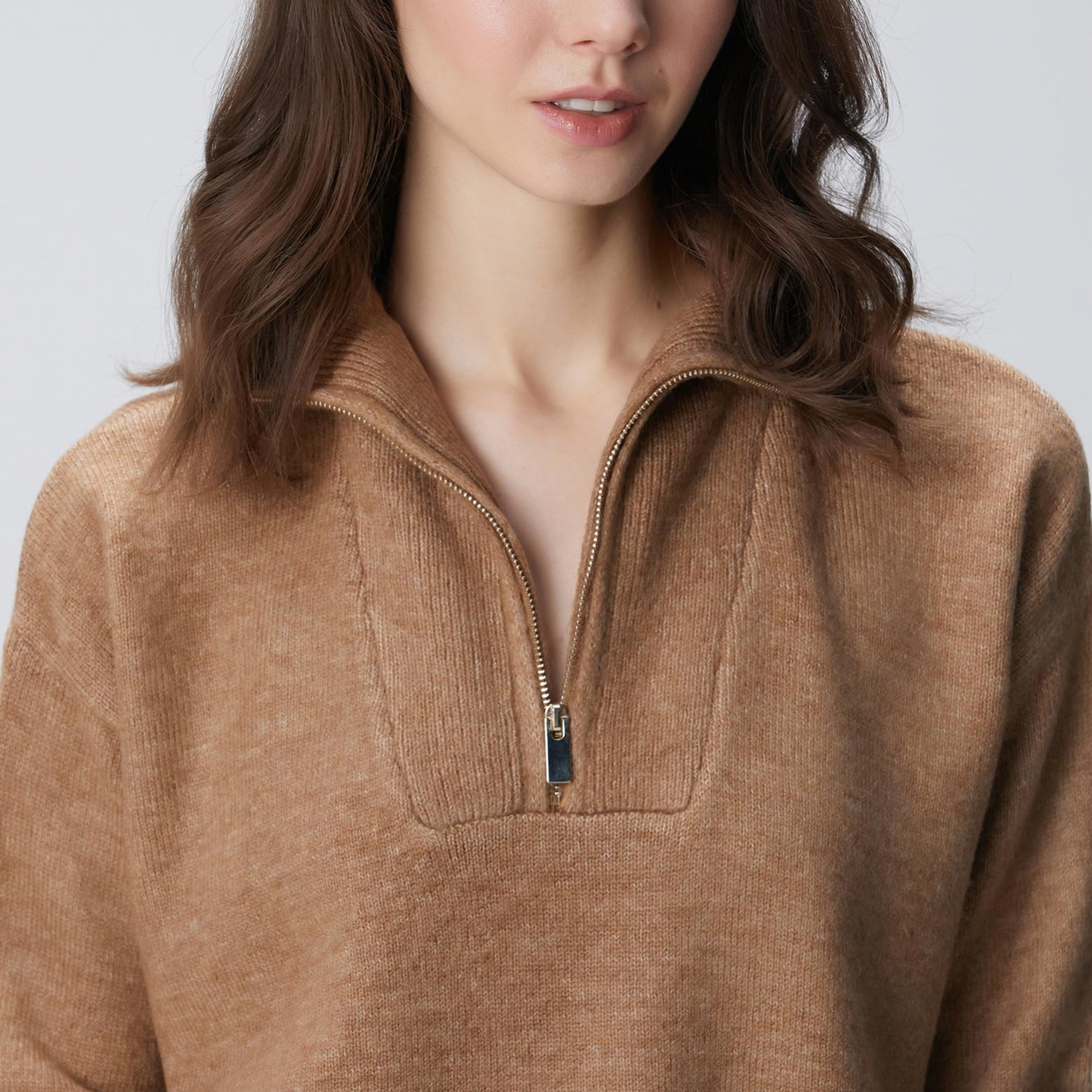 Network Kadın Camel Dik Yaka Fermuarlı Uzun Kol Kazak