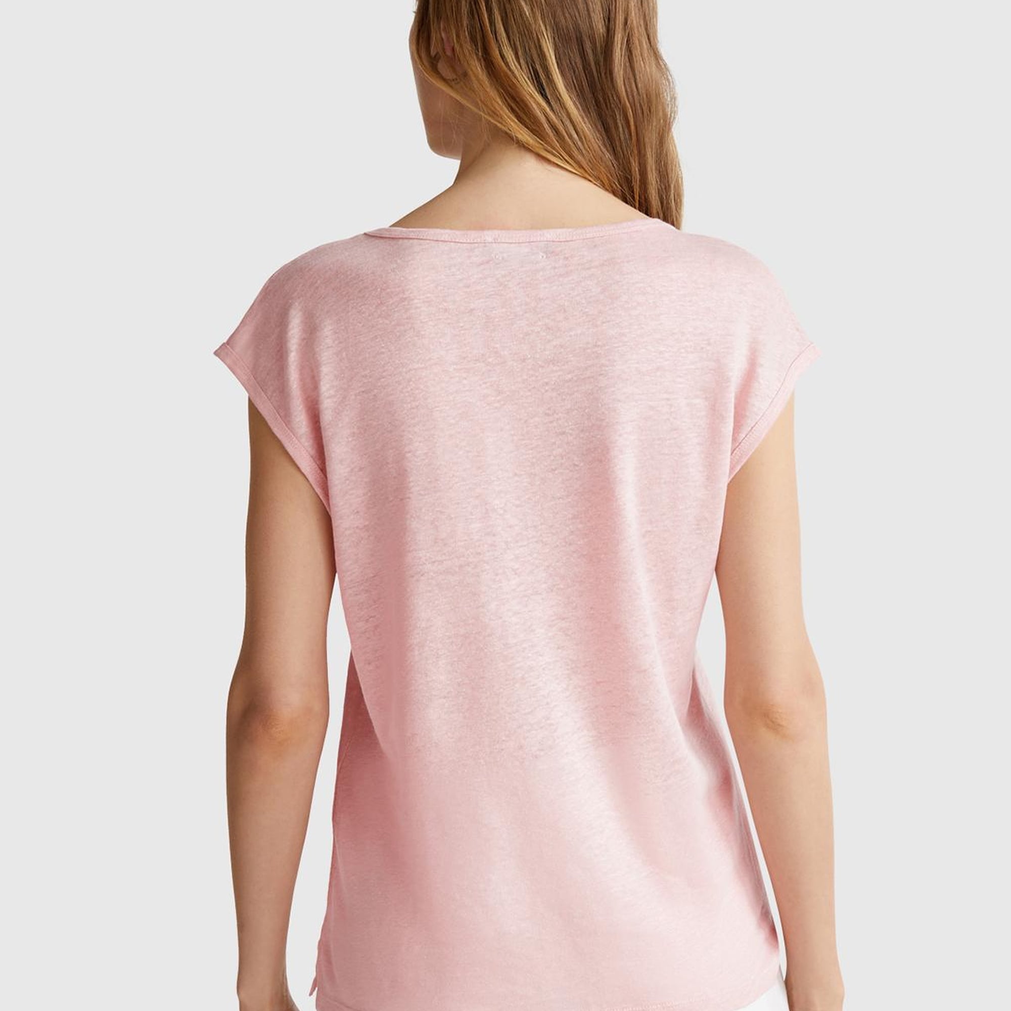 Kadın Pembe %100 Keten Yanları Yırtmaçlı Relax Fit Yuvarlak Yaka T-Shirt