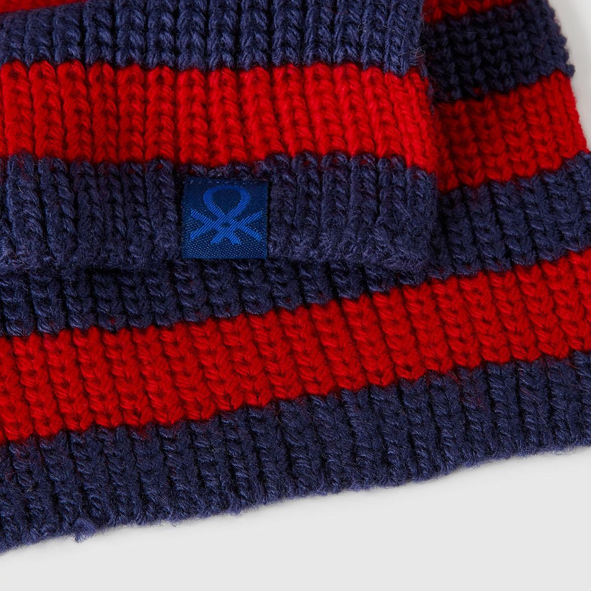 Erkek Çocuk Lacivert %100 Akrilik Logo Etiketi Detaylı Renk Bloklu Atkı