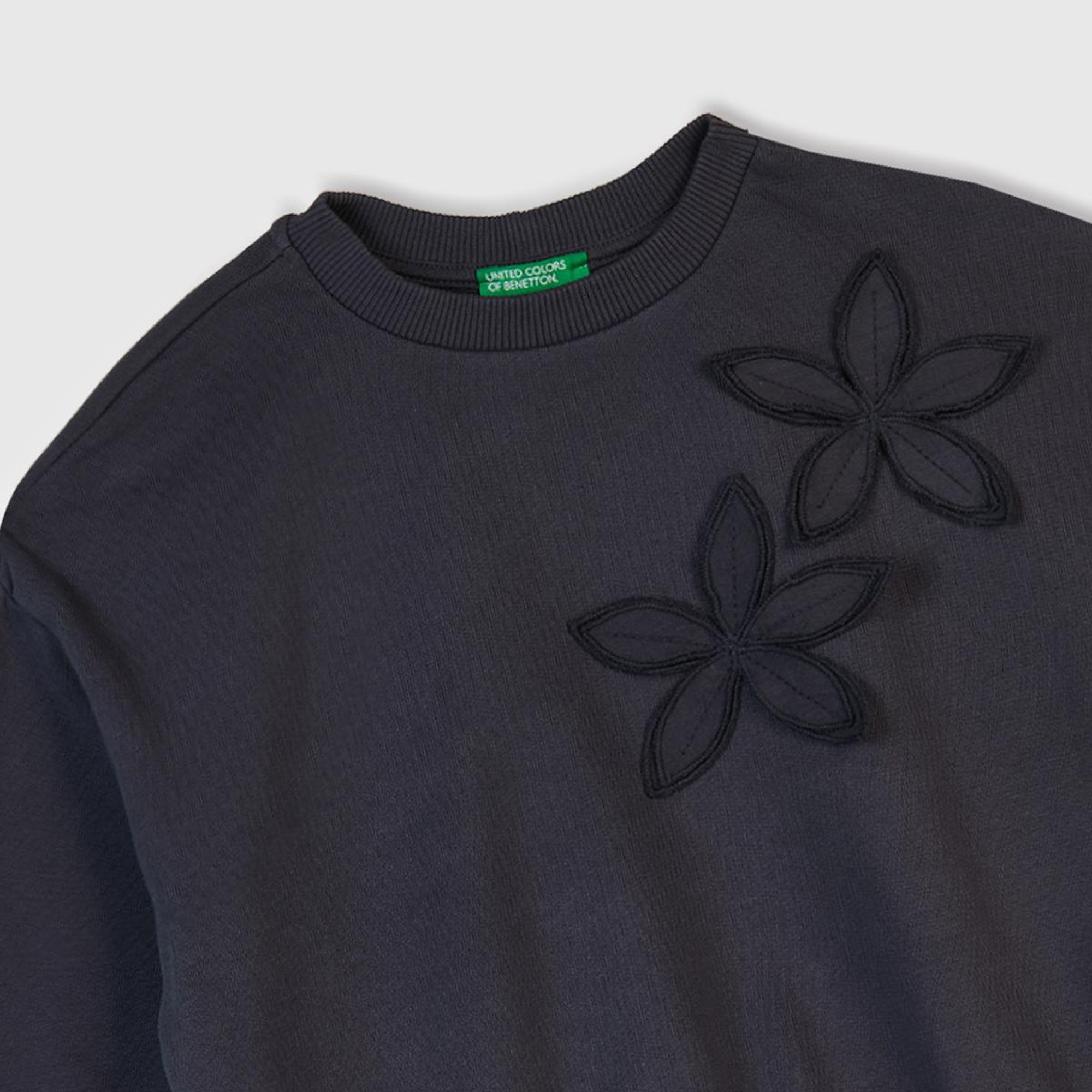 Kız Çocuk Koyu Gri İşlemeli Aplikeli Logo Detaylı Ribana Relaxed Fit Sweatshirt