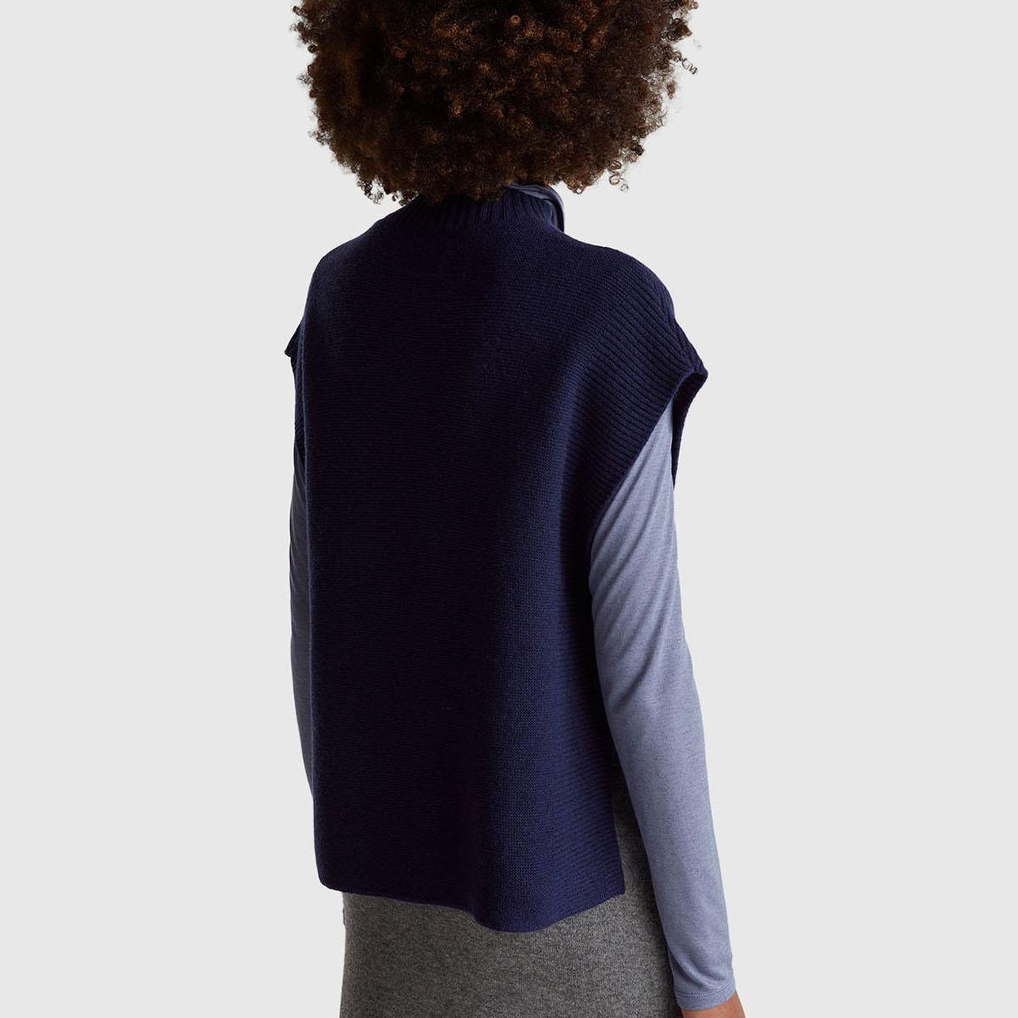 Kadın Lacivert Yün Karışımlı Ribana Detaylı Yırtmaçlı Kolsuz Kazak