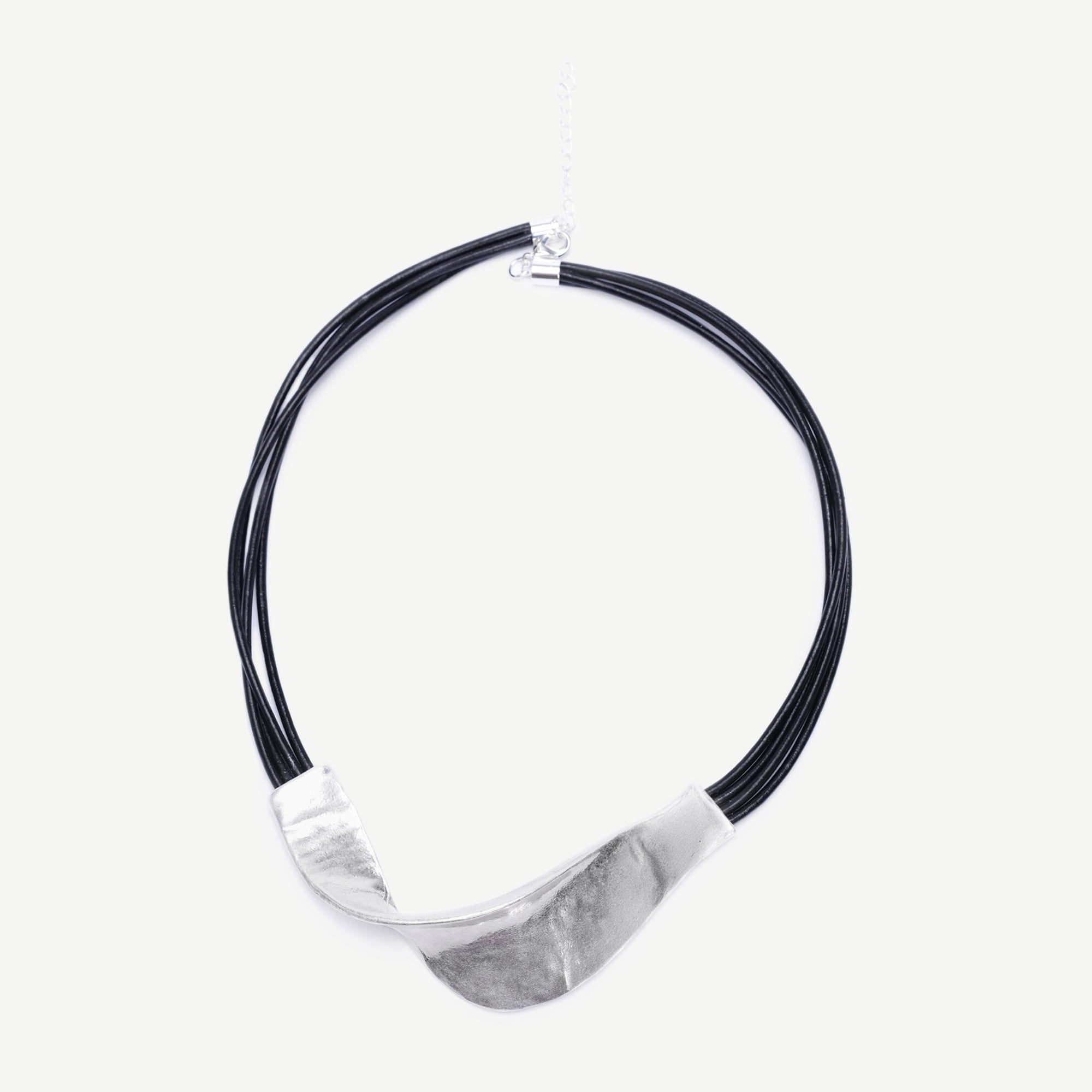 YARGICI Metal Uç Detaylı Kolye