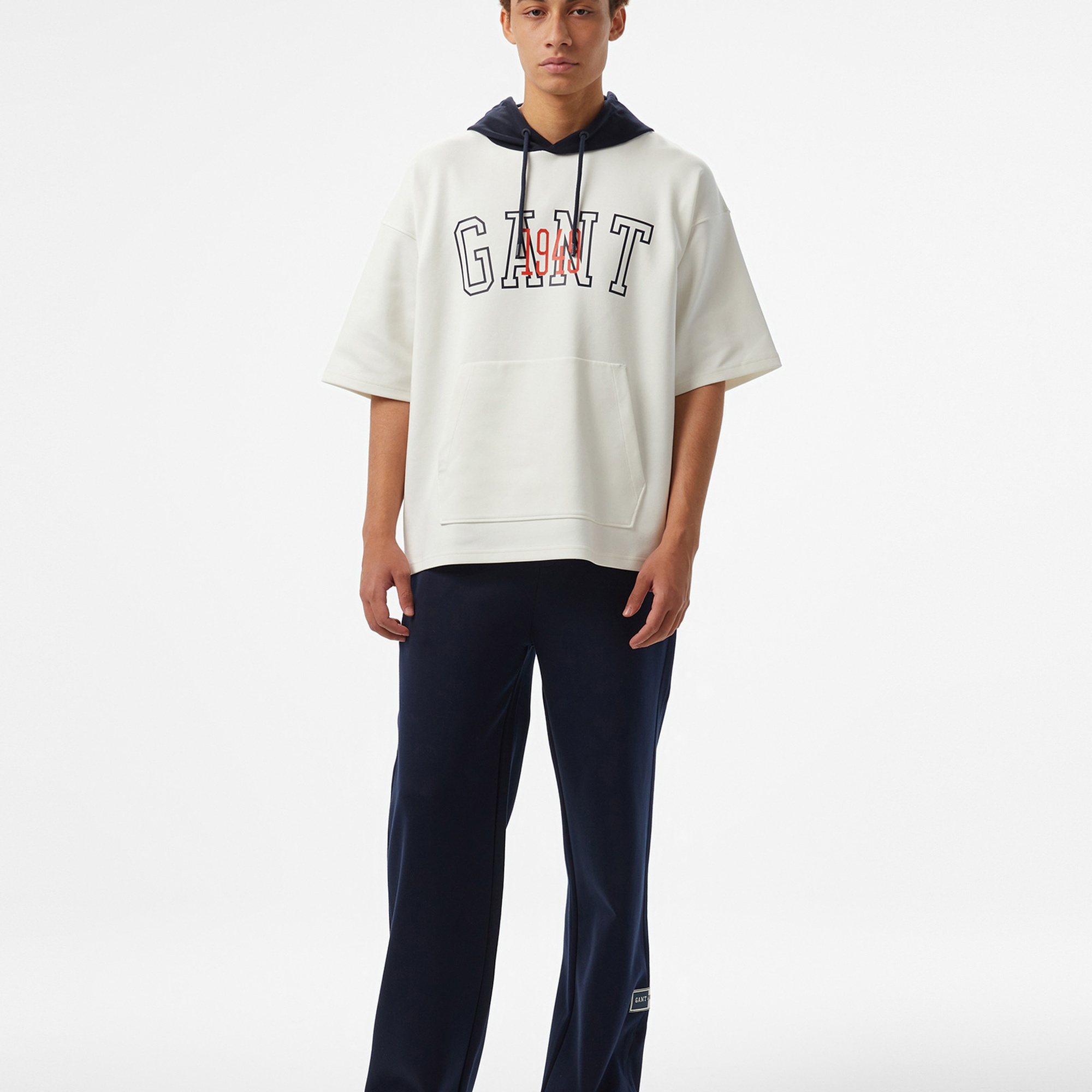 GANT Erkek Beyaz Kapüşonlu T-Shirt