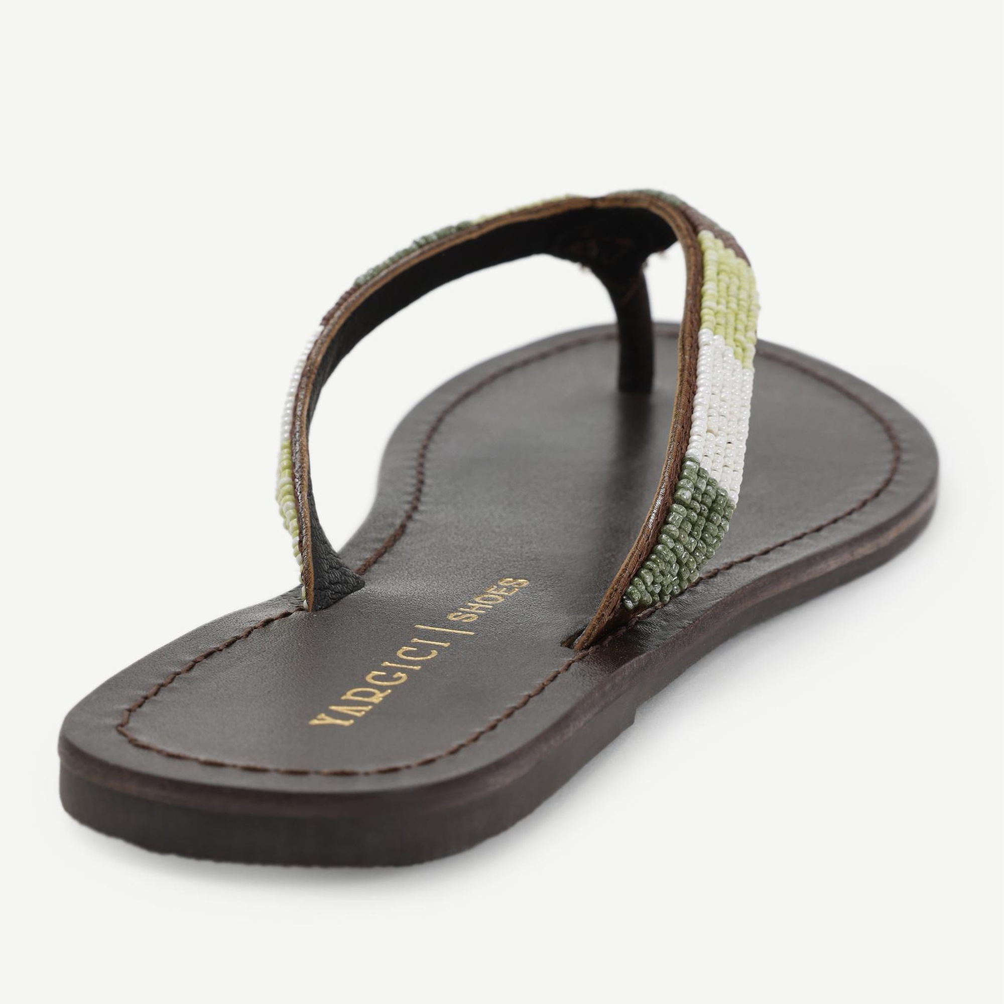 Boncuk İşlemeli Parmak Arası Deri Terlik