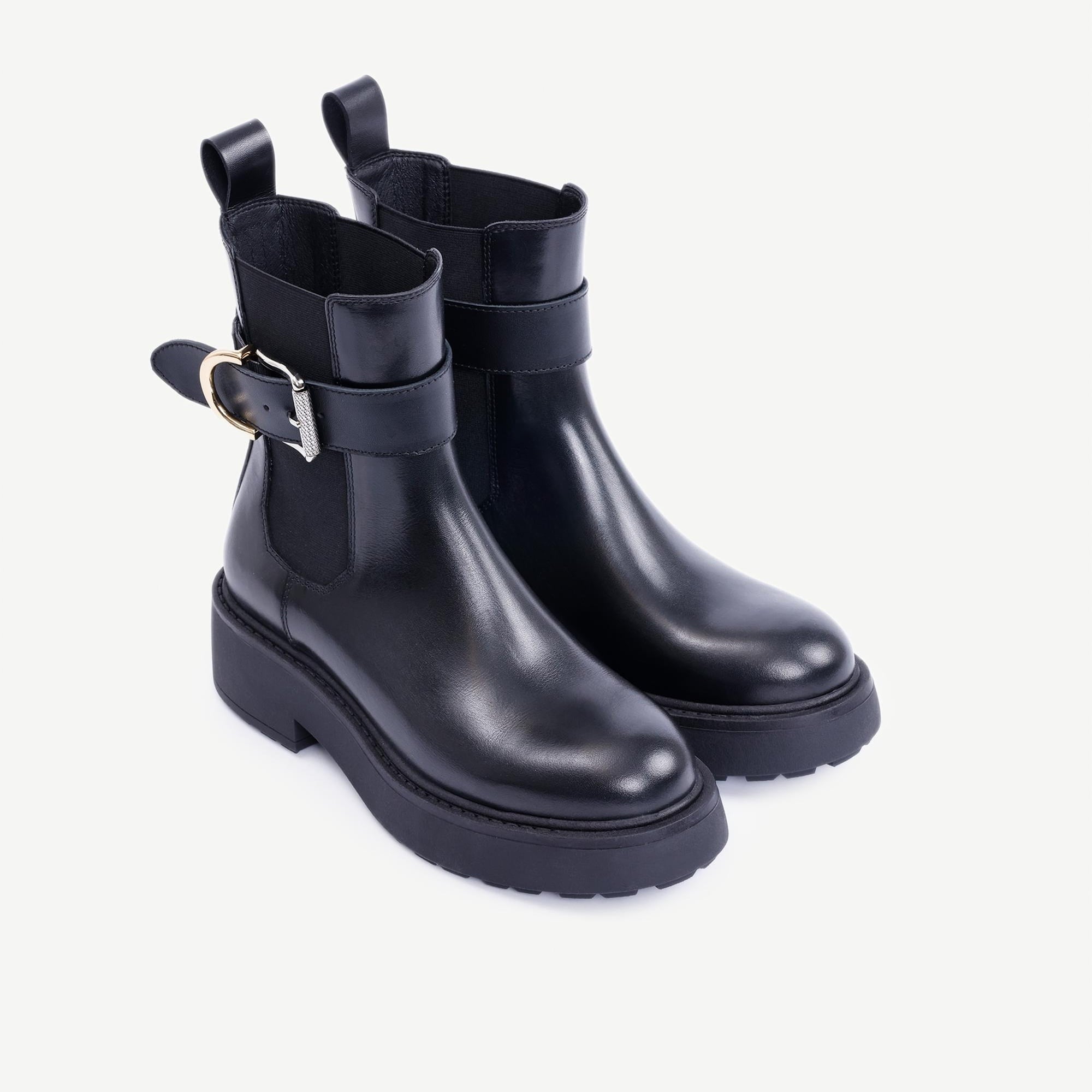 YARGICI Lastikli Ve Tokalı Deri Bot