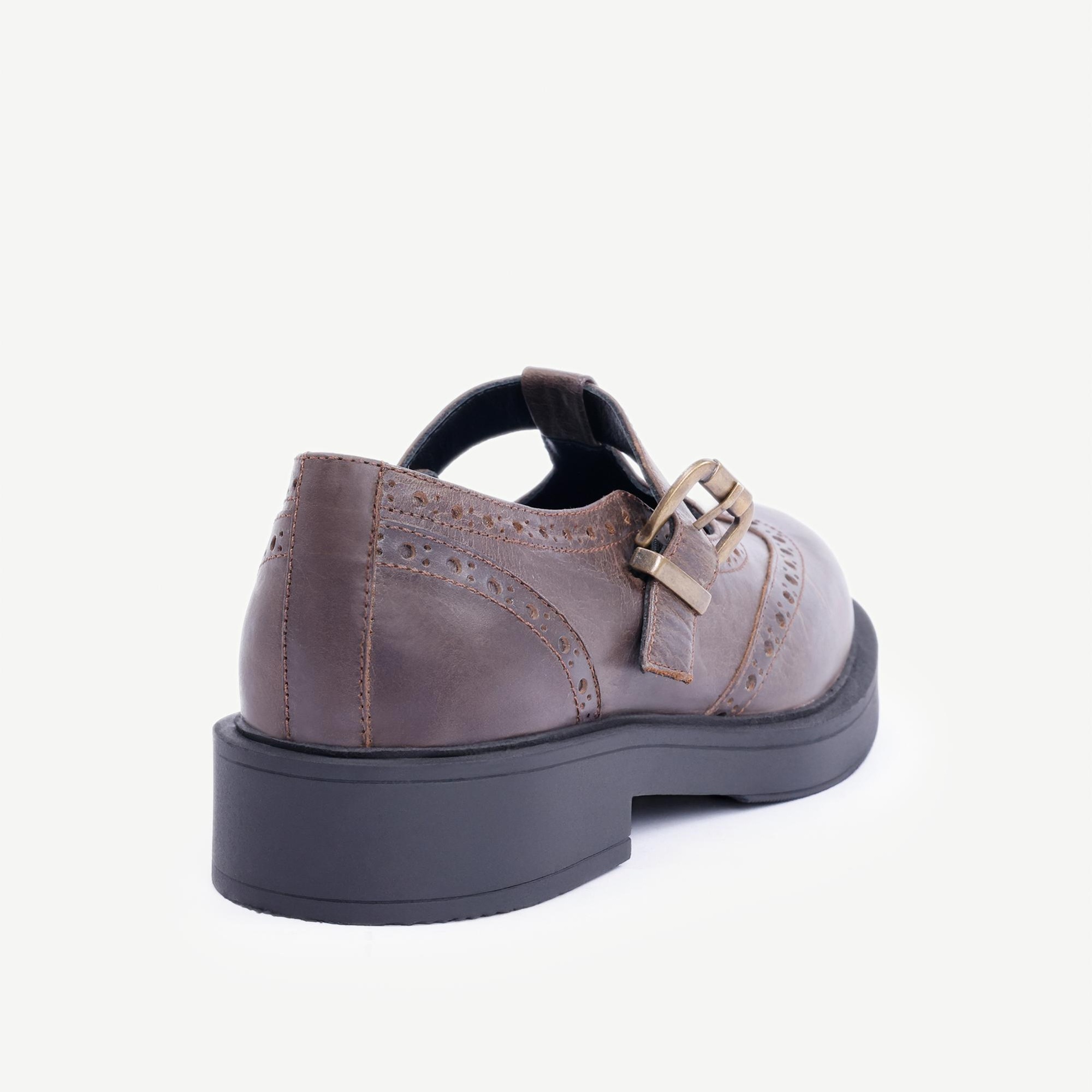 YARGICI Zımba Detaylı Deri Düz Ayakkabı