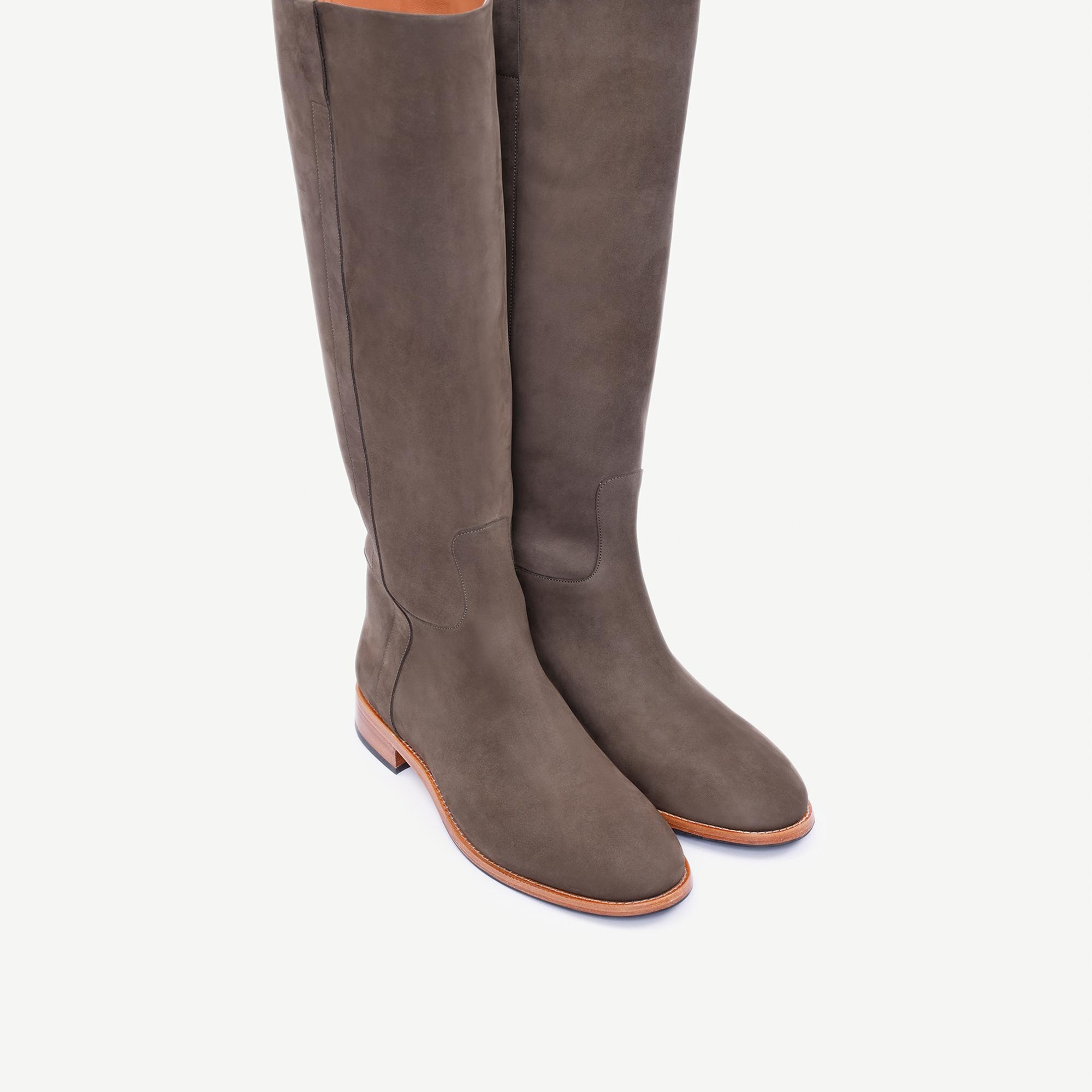 YARGICI Lastikli Deri Çizme