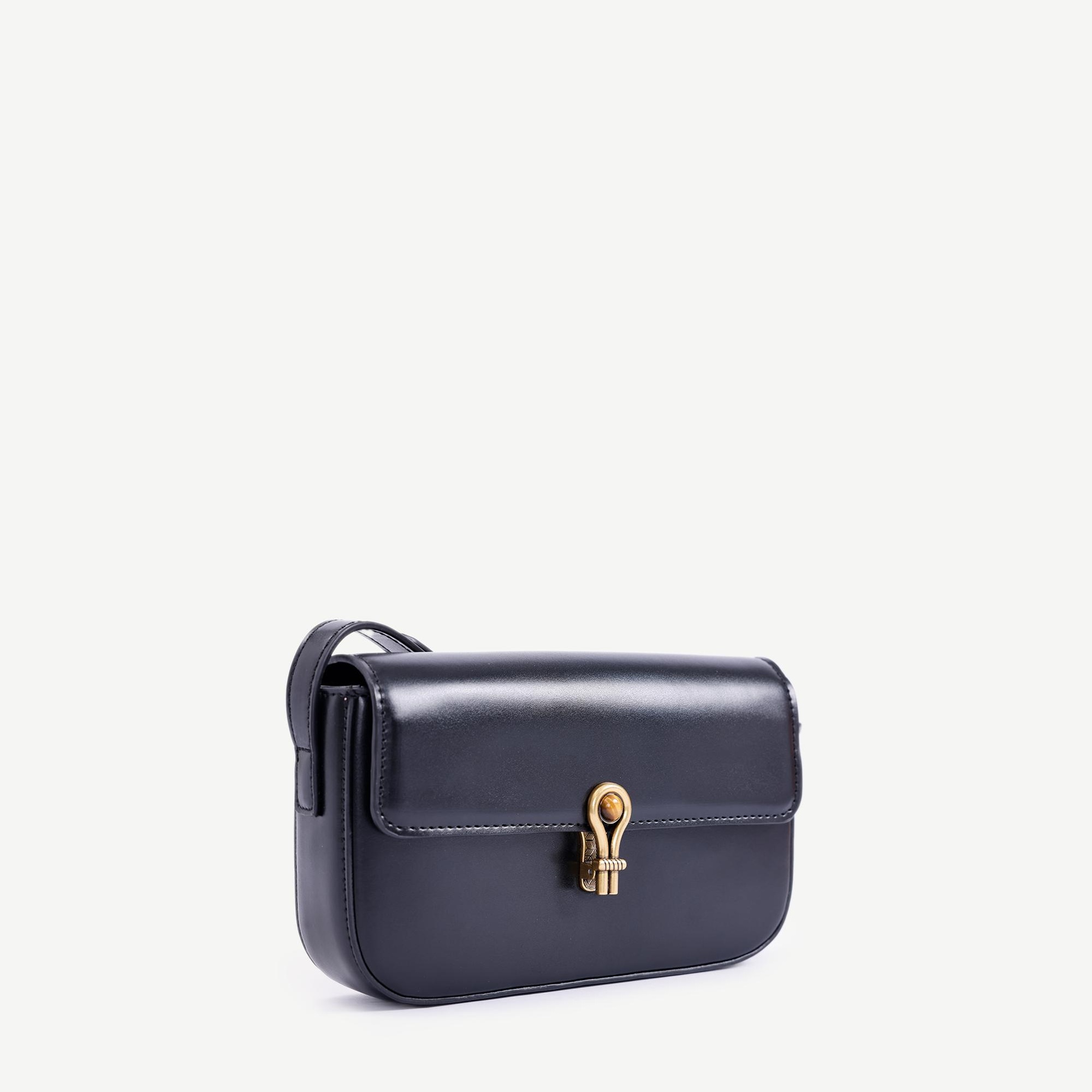 YARGICI Deri Görünümlü Toka Detaylı Omuz Çantası