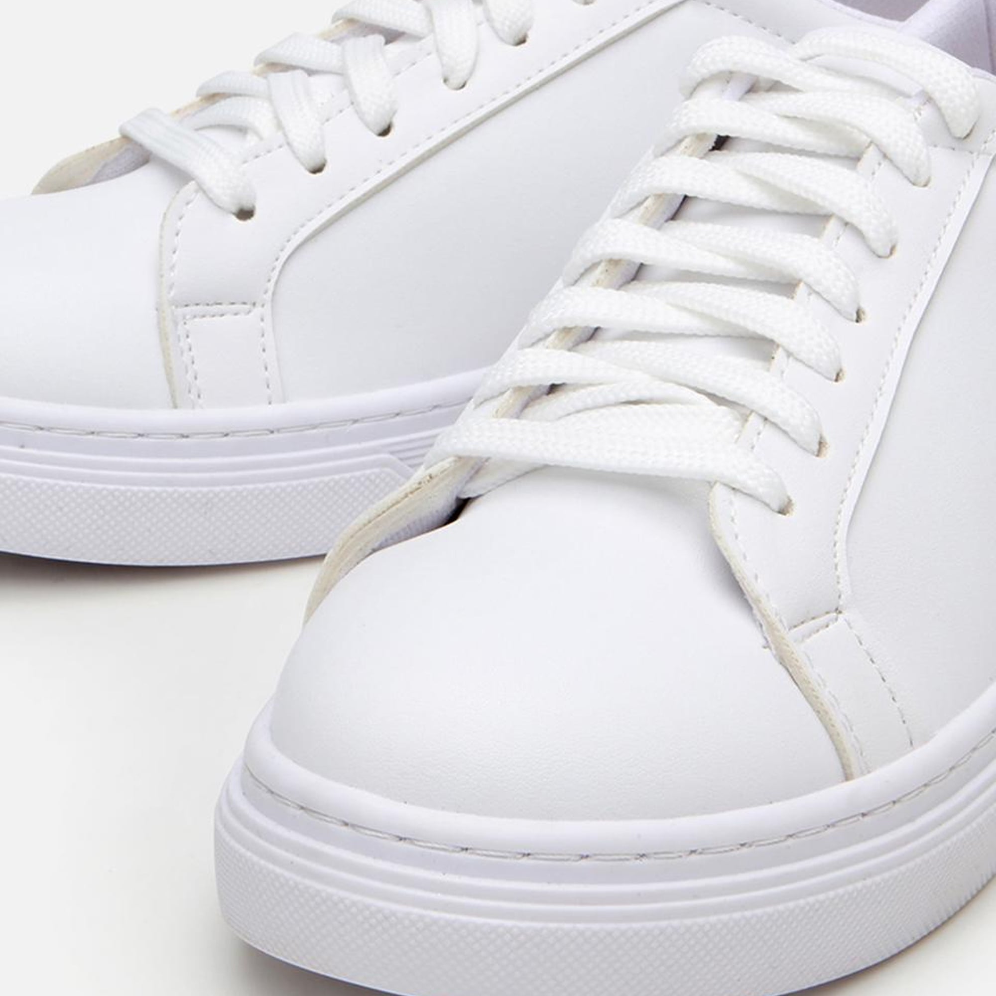 Kadın Beyaz Spor Ayakkabı