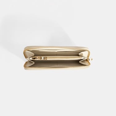  Kadın Beyaz Deri Fermuarlı Cüzdan