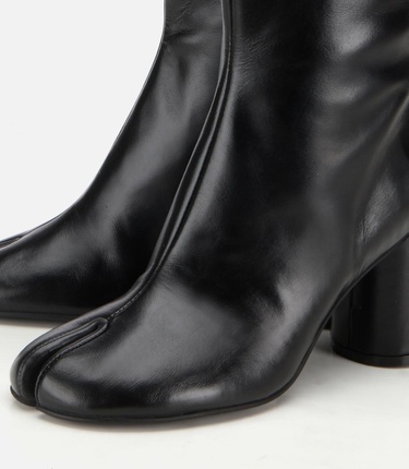  Kadın Deri Siyah Streç Blok Detaylı Topuklu Bot