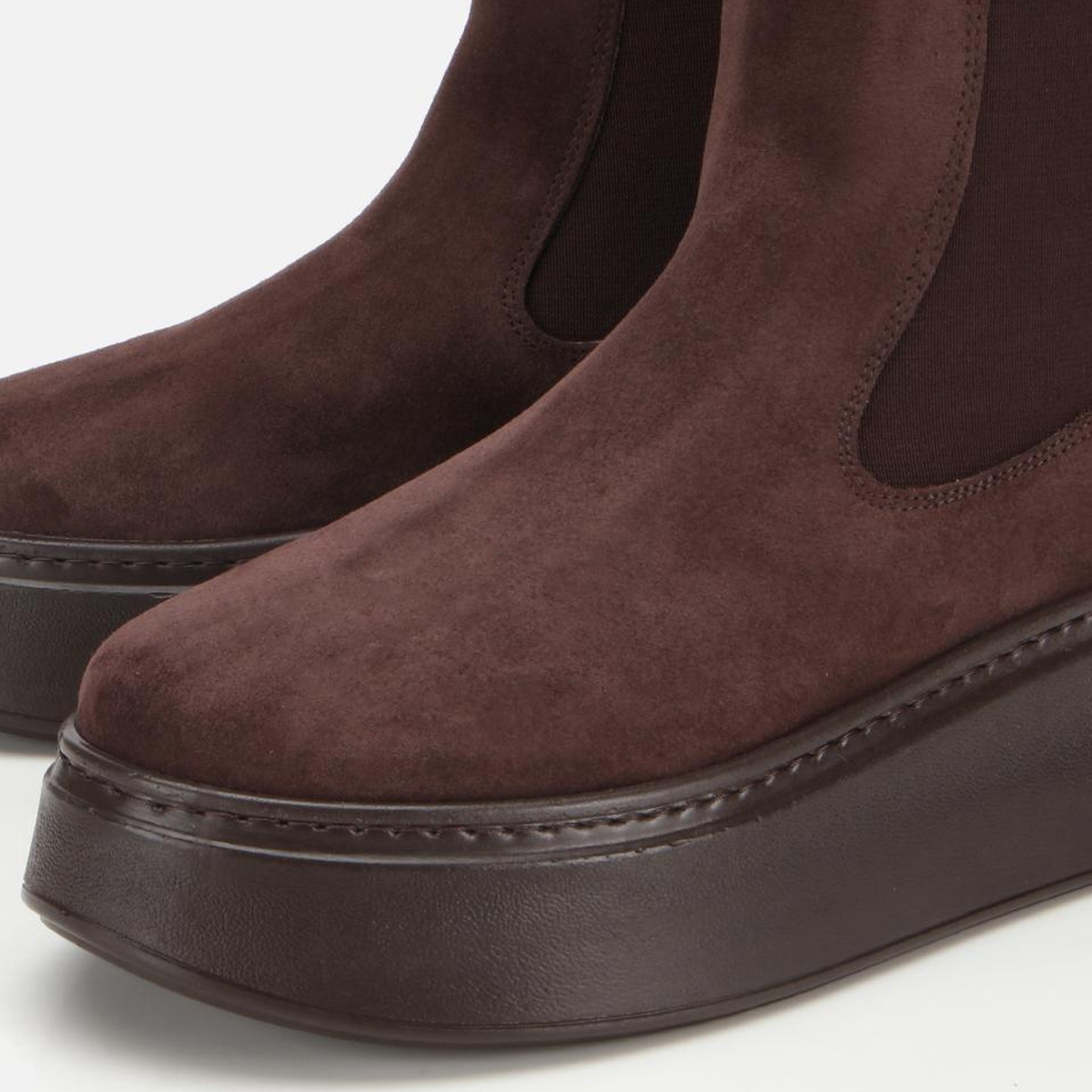 Kadın Süet Deri Kahverengi Lastik Detaylı Kalın Tabanlı Düz Bot