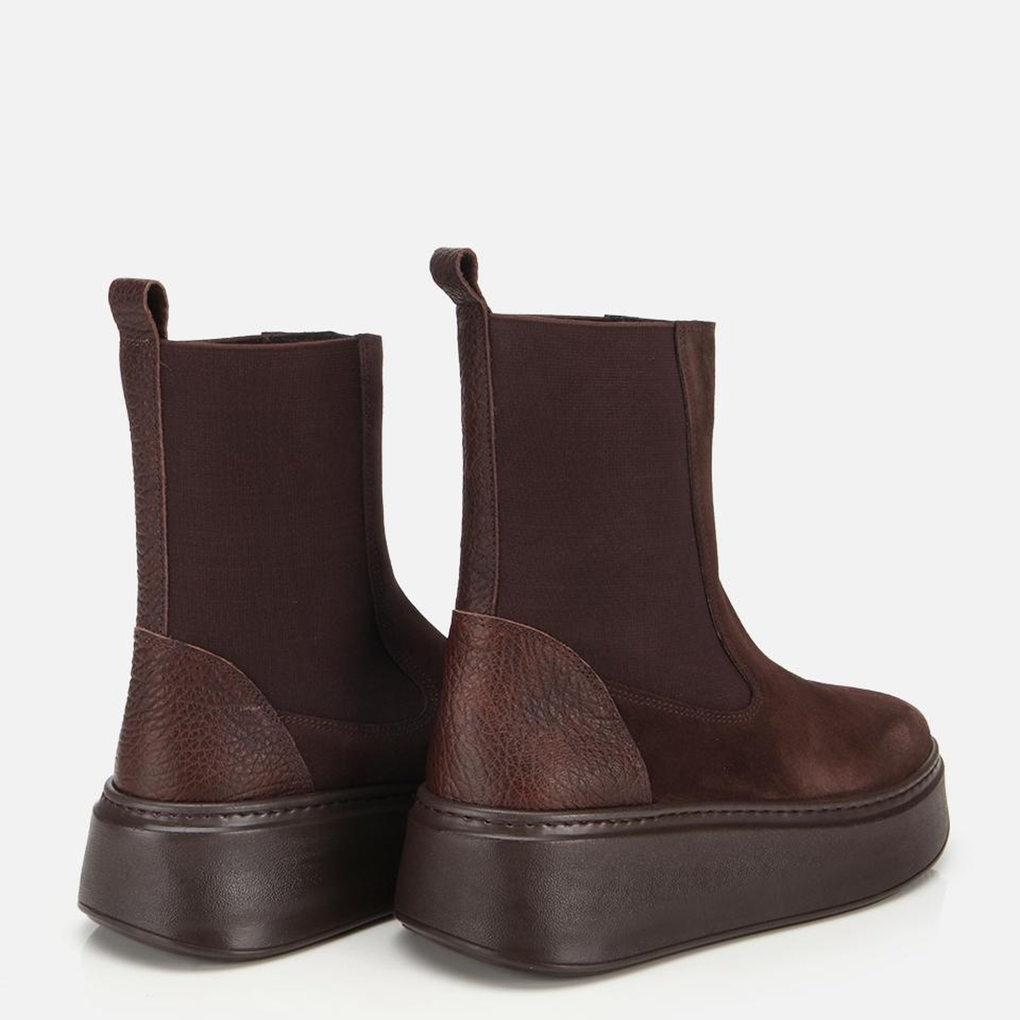 Kadın Süet Deri Kahverengi Lastik Detaylı Kalın Tabanlı Düz Bot