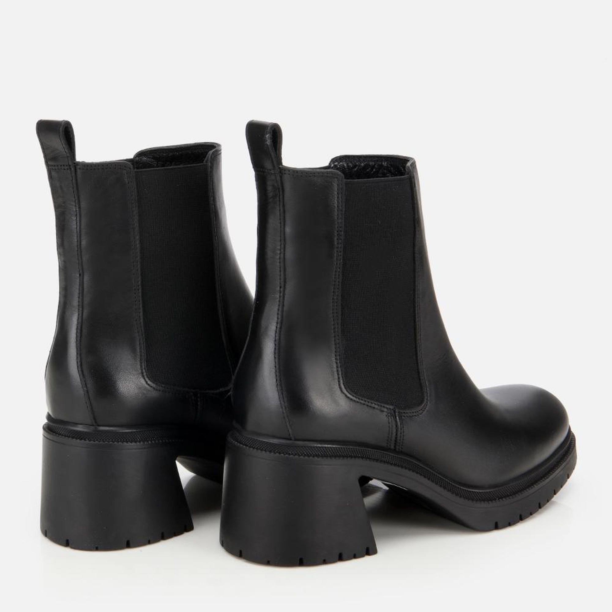 Kadın Deri Siyah Lastik Detaylı Kalın Topuklu Bot