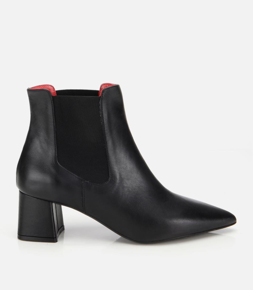 Kadın Deri Siyah Yumuşak Dokulu Lastik Detaylı Topuklu Bot