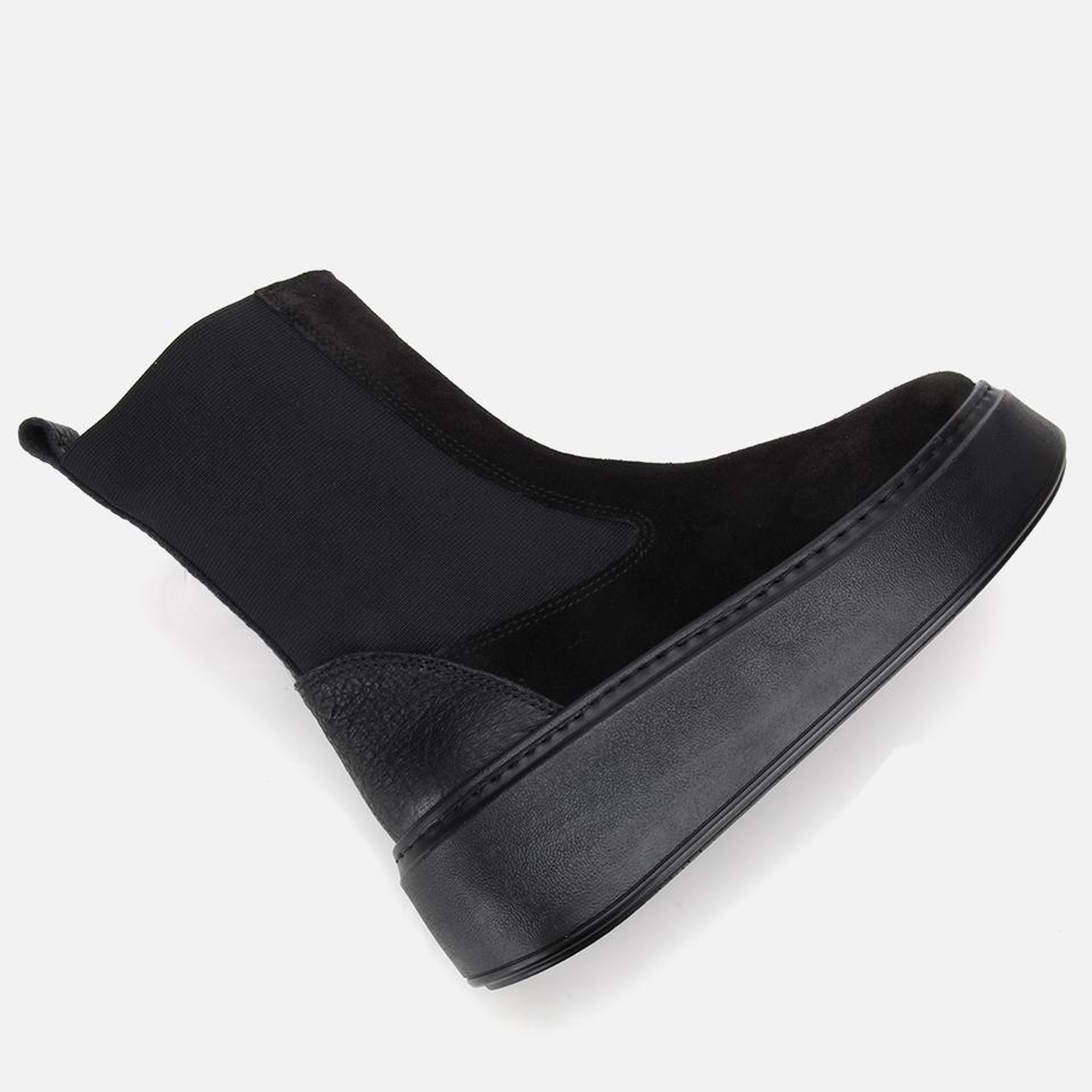 Kadın Süet Deri Siyah Lastik Detaylı Kalın Tabanlı Düz Bot